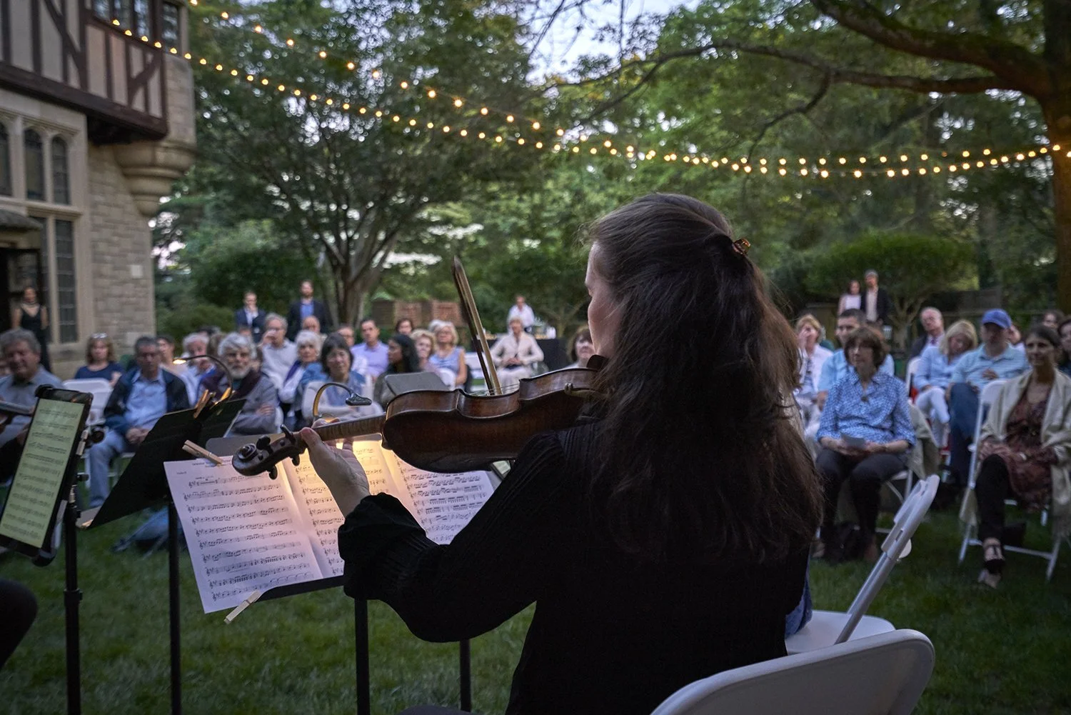 Notes in Nature at Planting Fields: String Quartets in the Cloister Garden