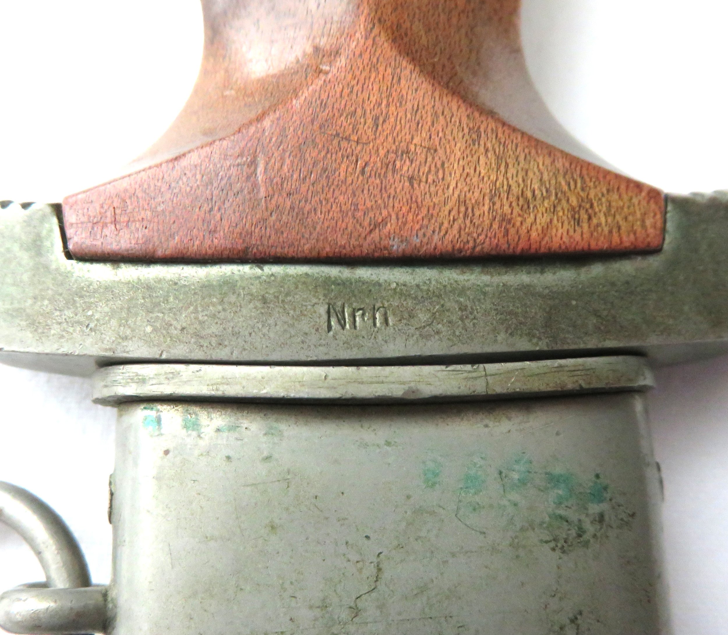 A12429-10.JPG