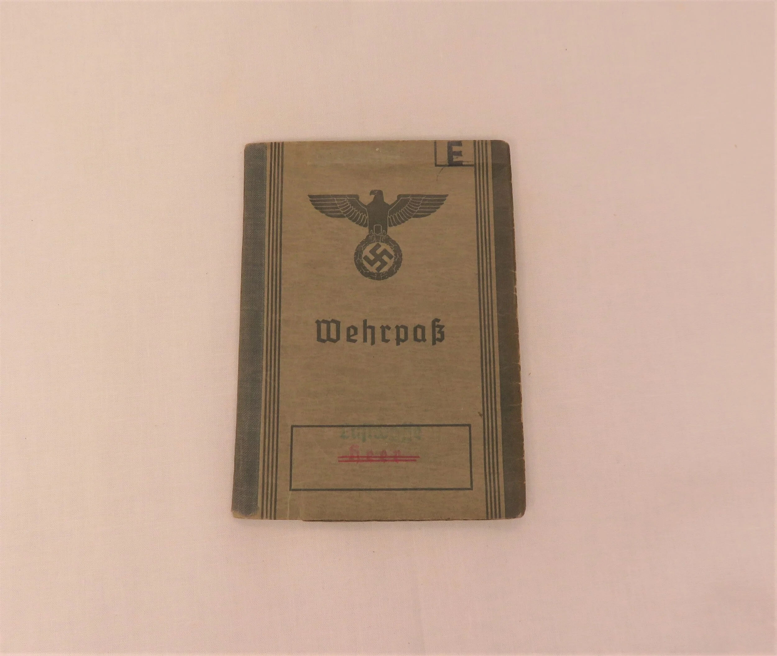 Germany.  Luftwaffe.  MIA Fighter Pilot Wehrpass , Werner Englehardt