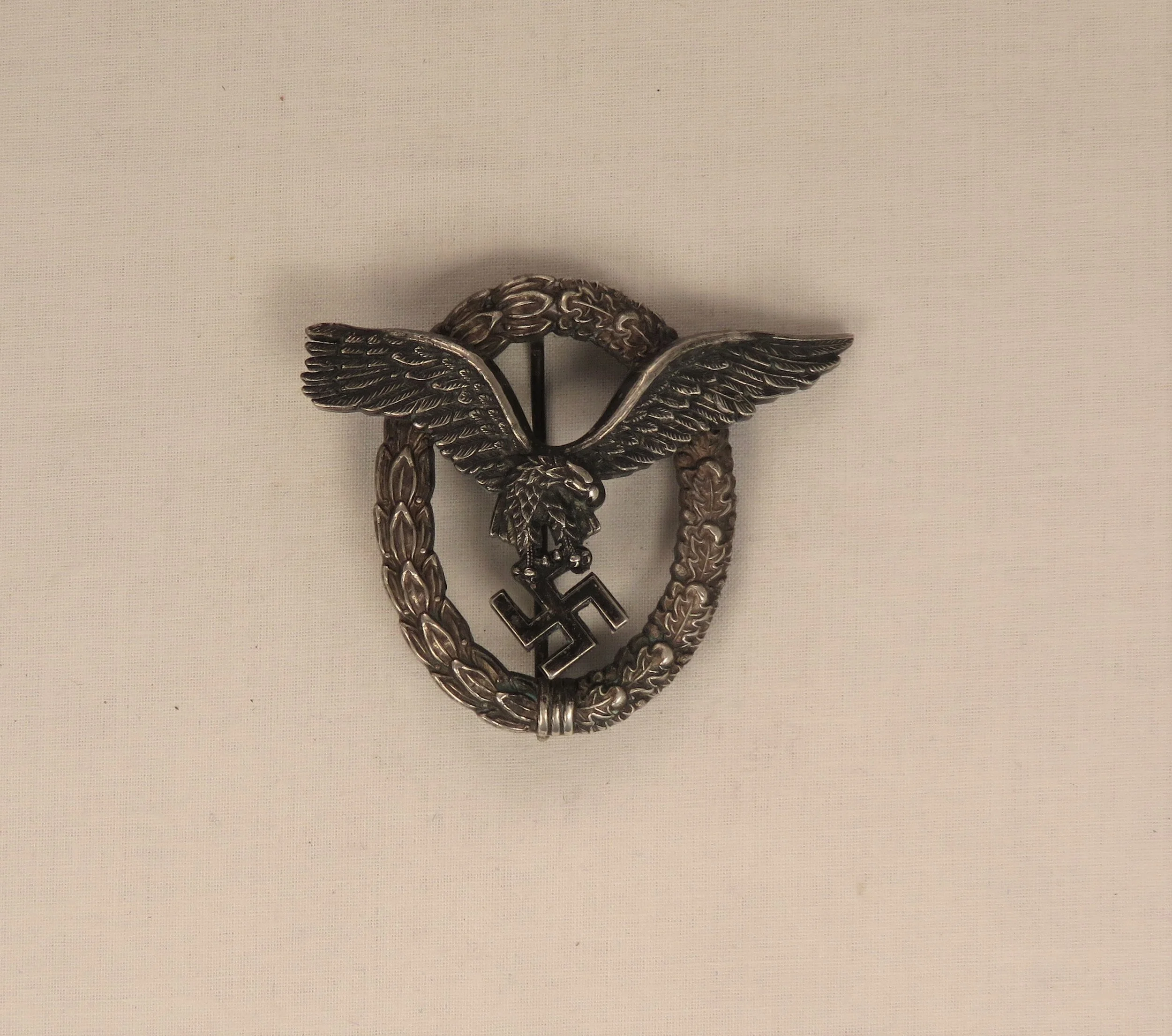 Germany.  Luftwaffe Pilot Badge by Juncker
