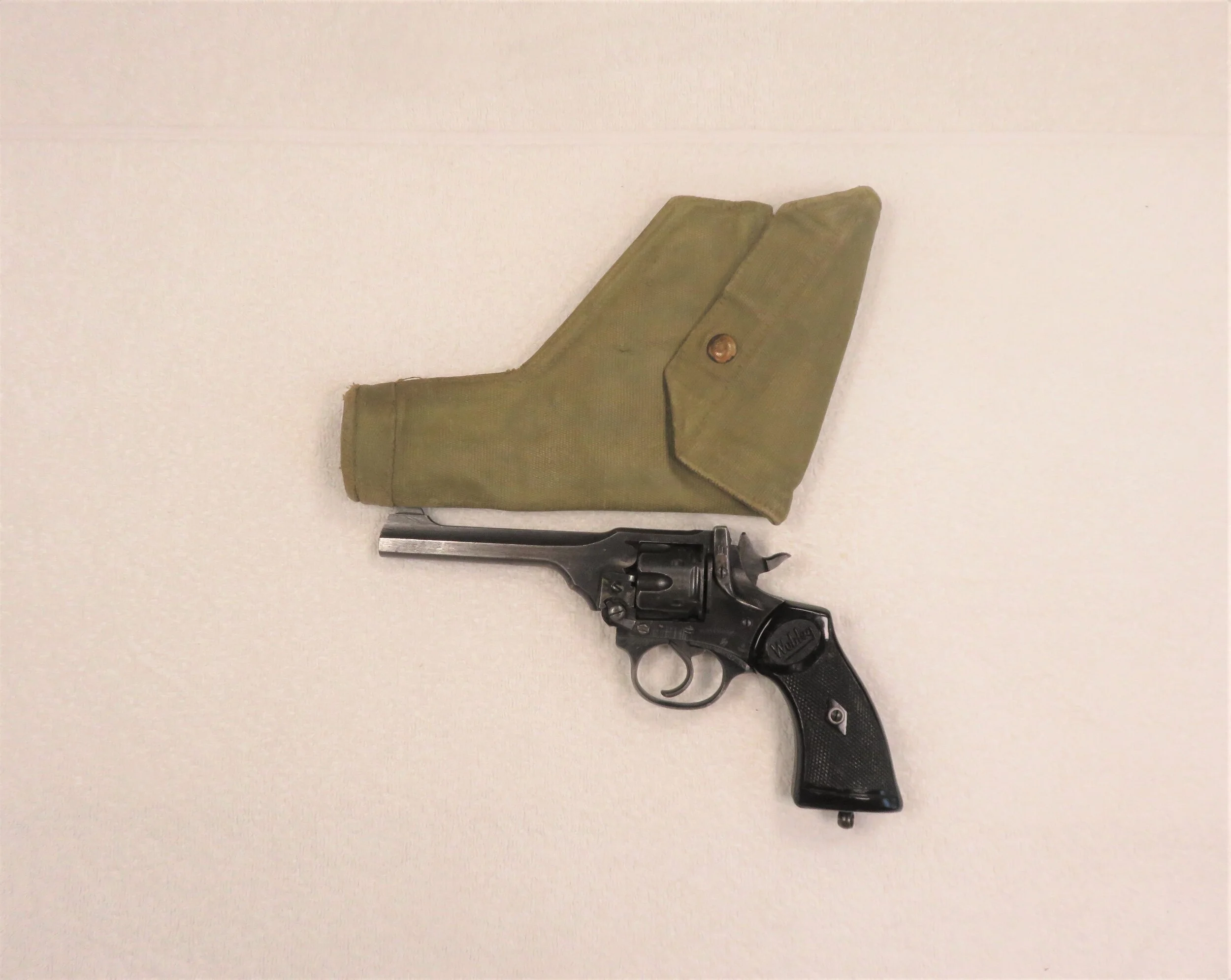 United Kingdom.  Webley Mark IV w/ Holster