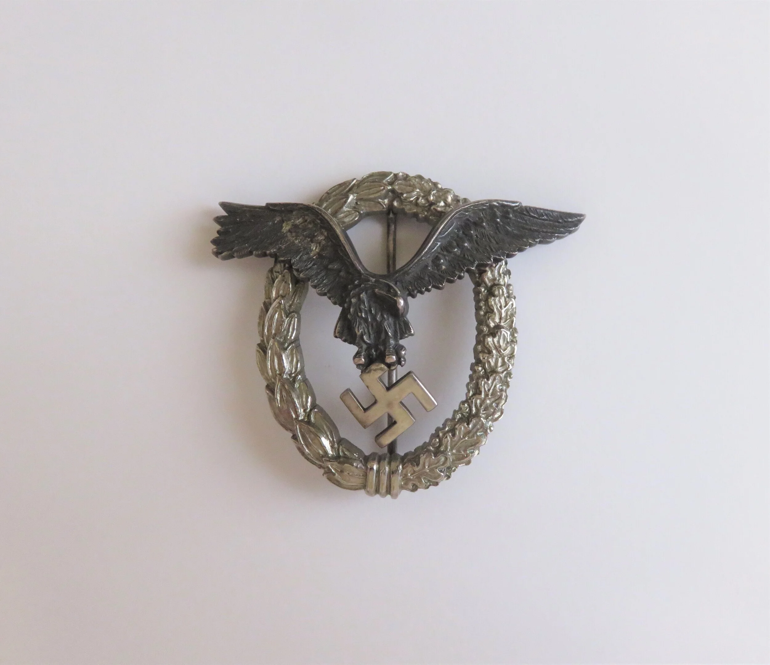 Germany.  Luftwaffe Pilot Badge by Assmann