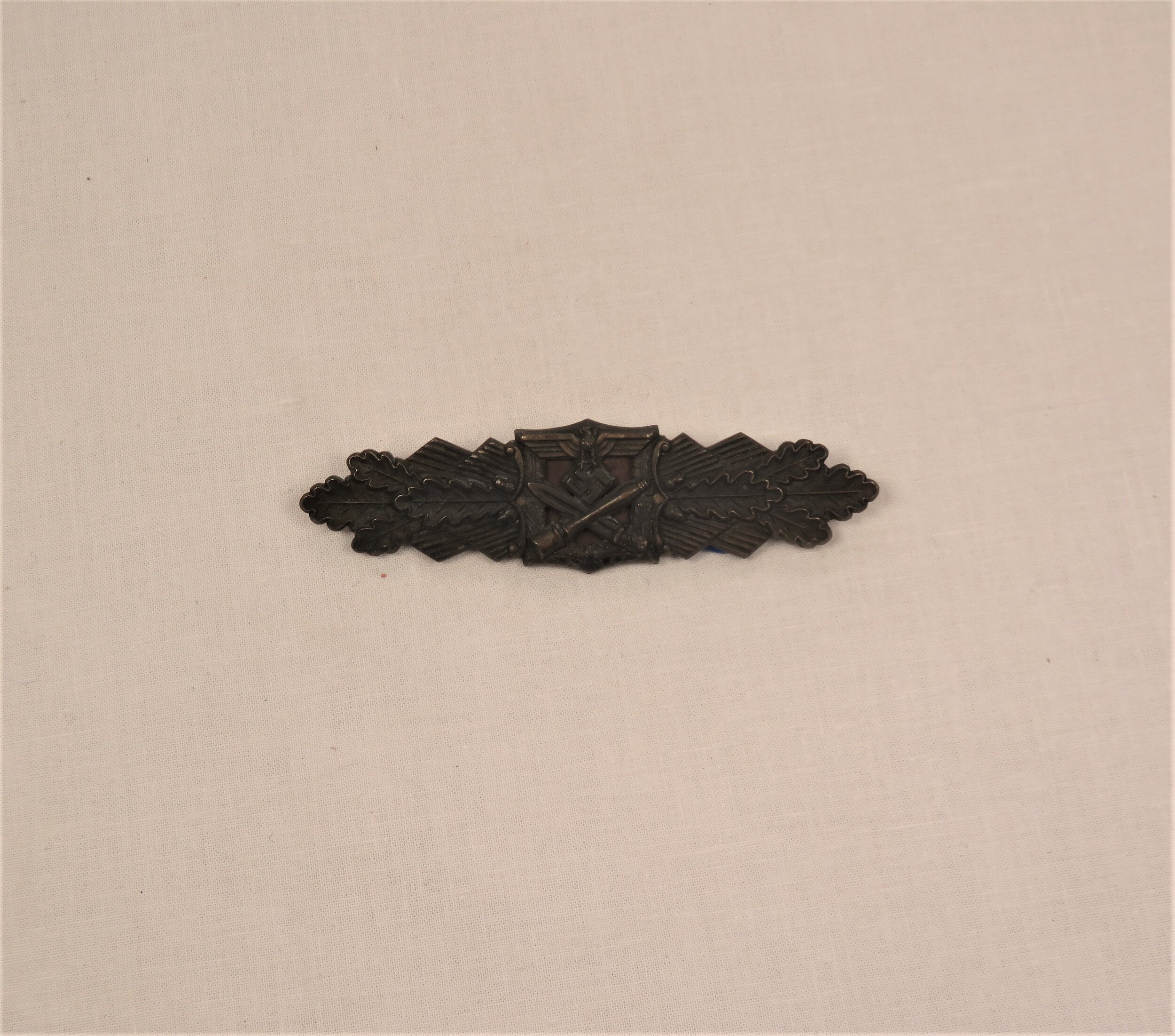 Germany.  Heer (Army) Close Combat Clasp (Bronze) by Linden