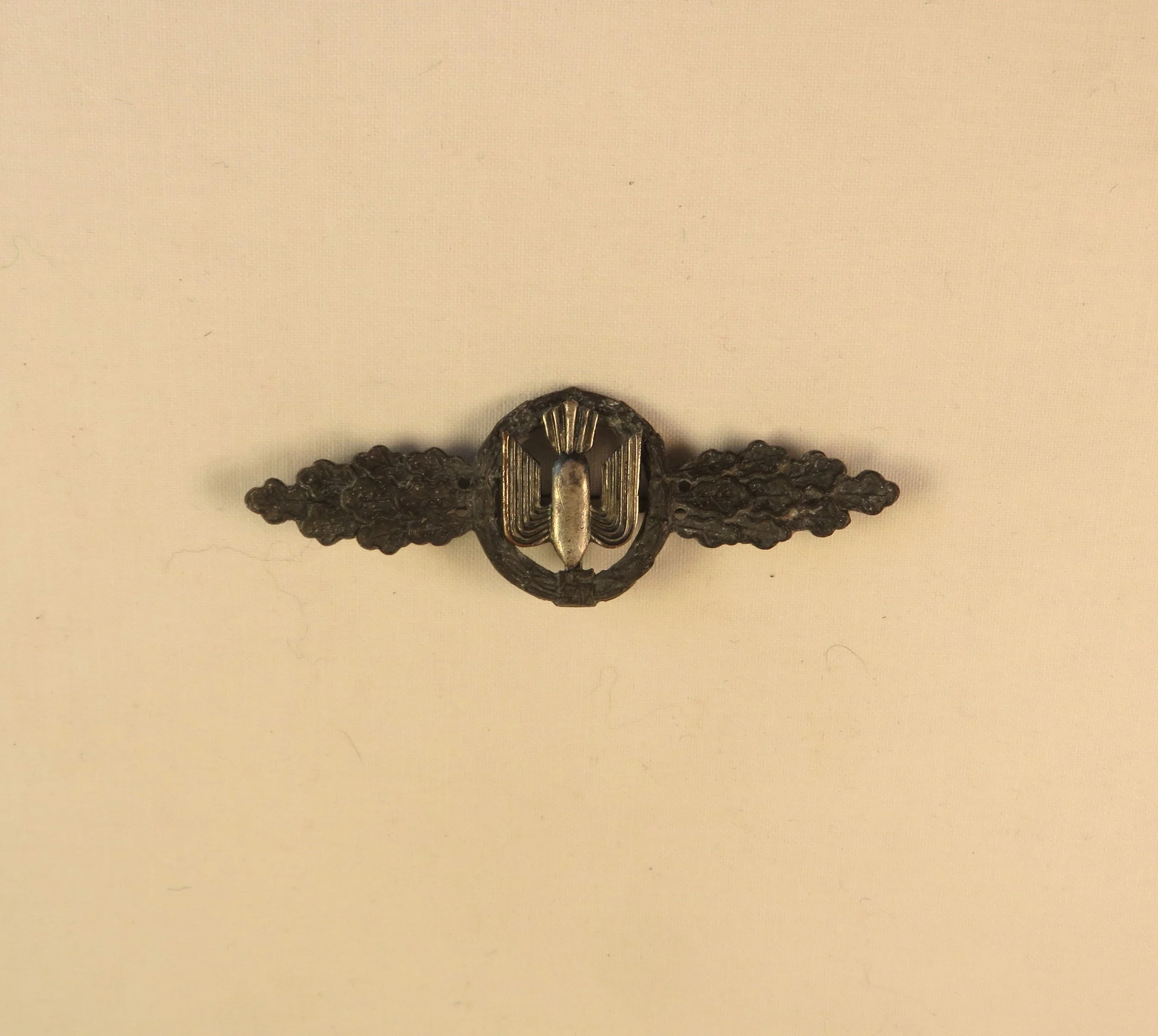 Germany.  Bomber Clasp (Bronze) by Glaser