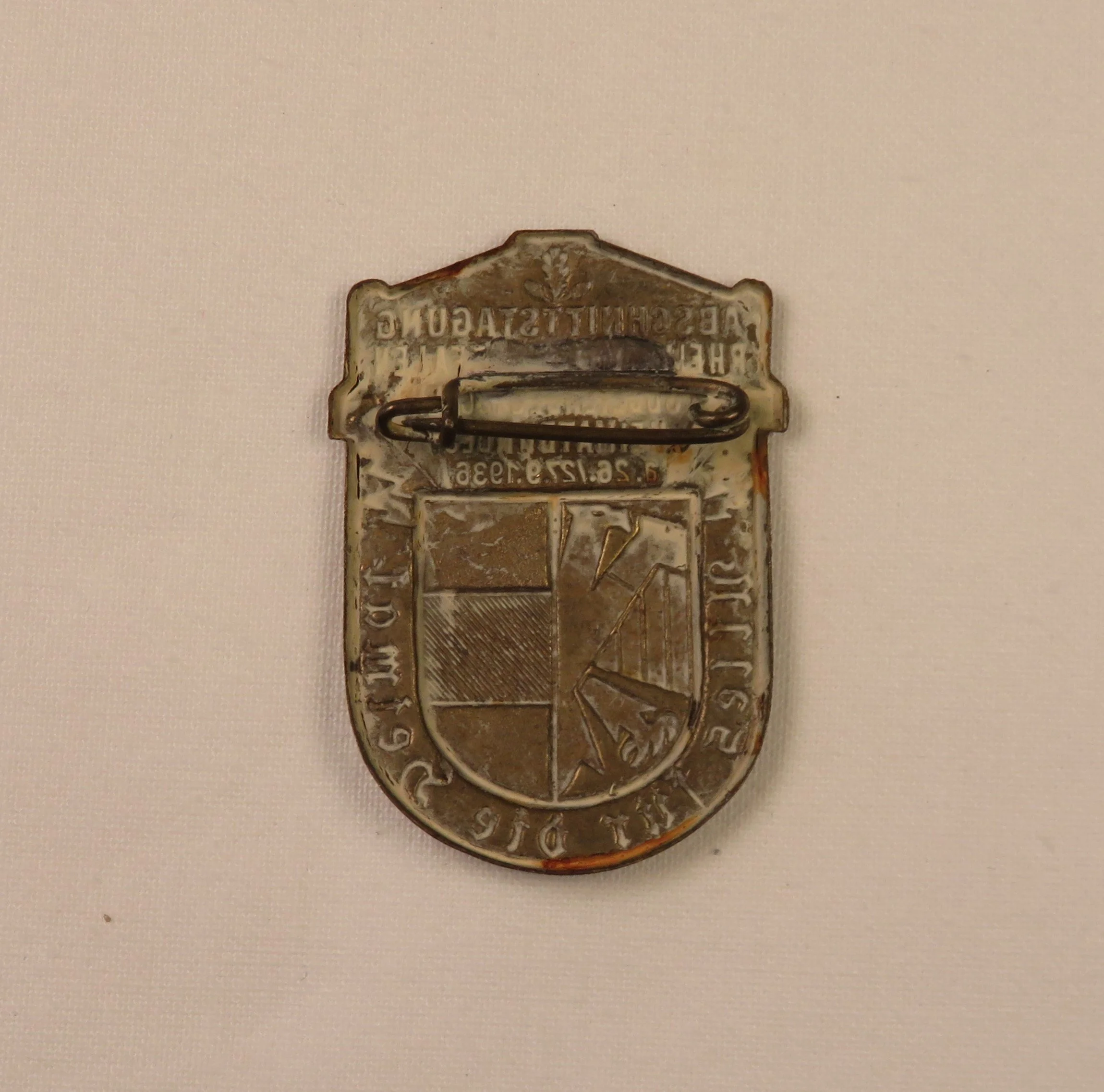 A16272-2.JPG