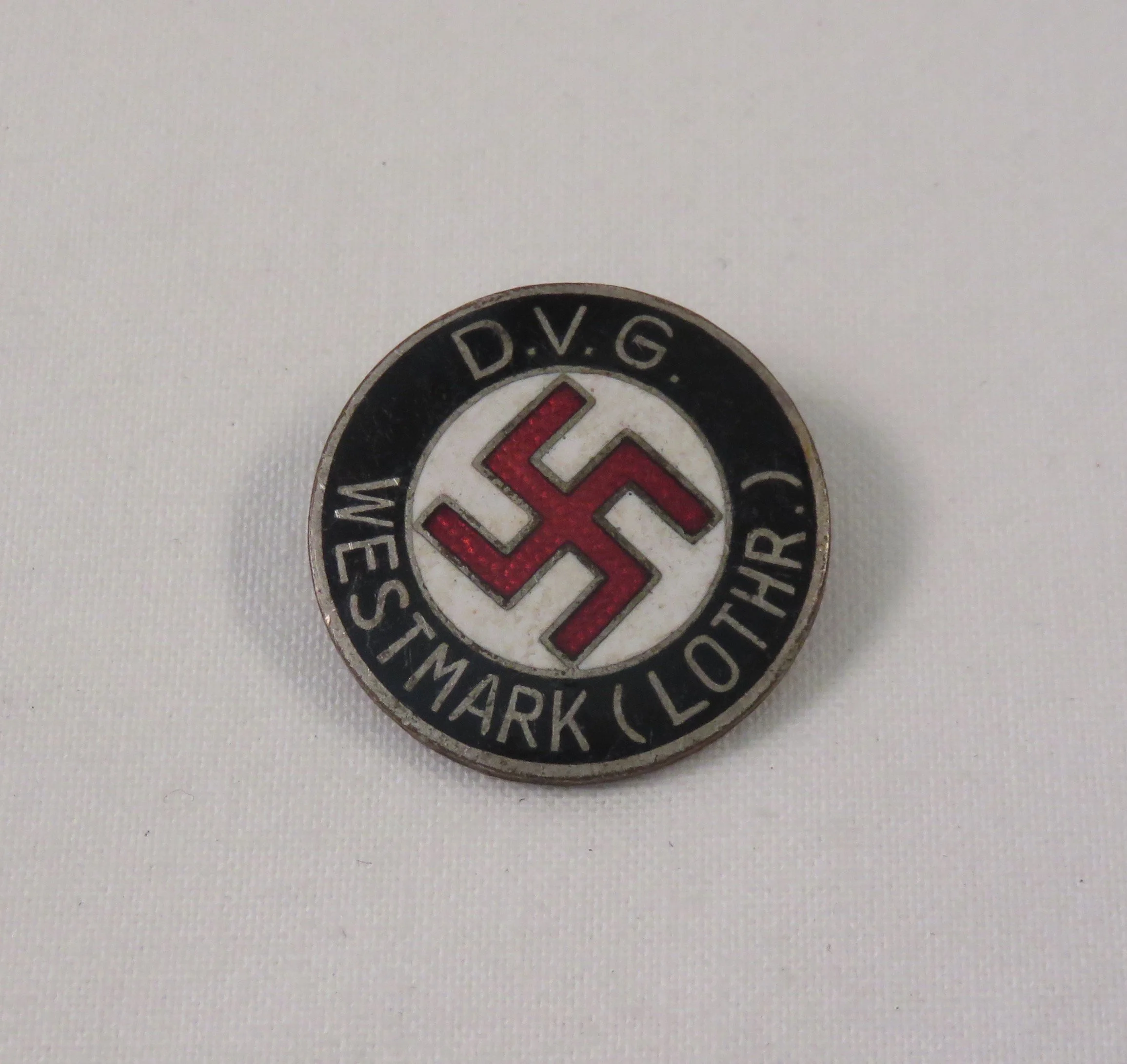 Germany.  "D.V.G. WESTMARK" LAPEL PIN by Redo