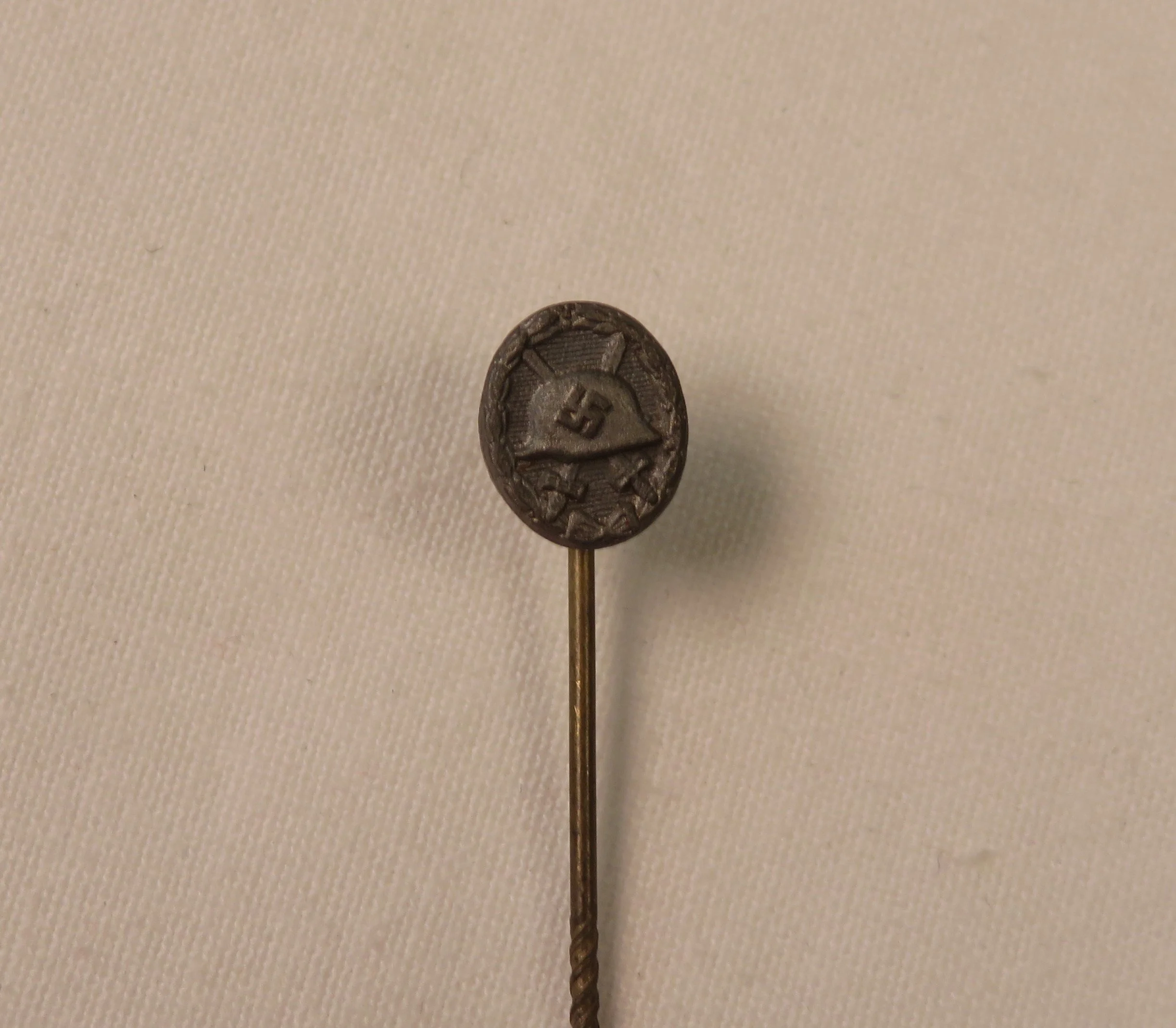 Germany.  Wehrmacht Wound Badge Stick Pin (Silver)