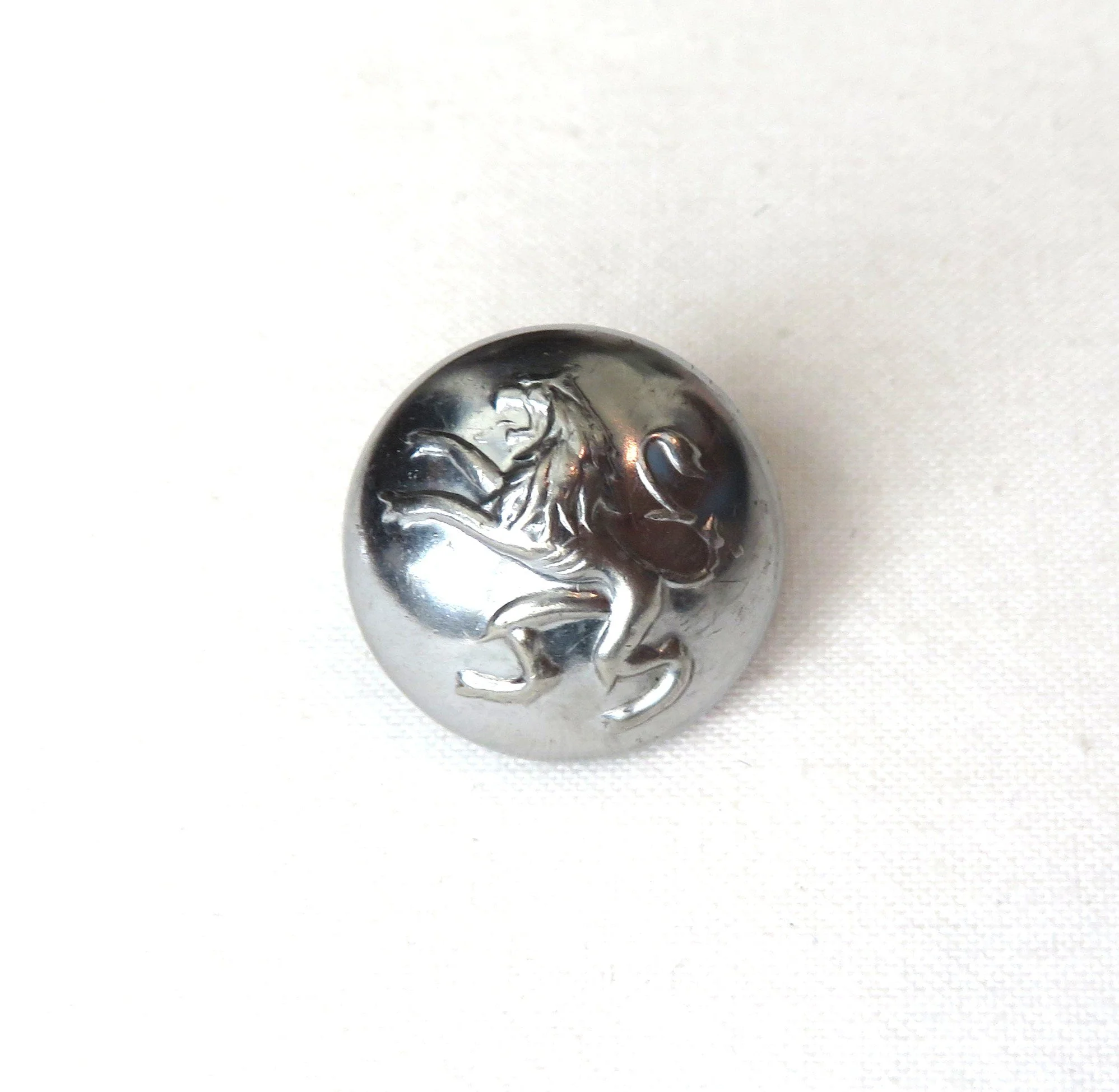 Germany.  Imperial Bavarian Tunic Button (21mm)