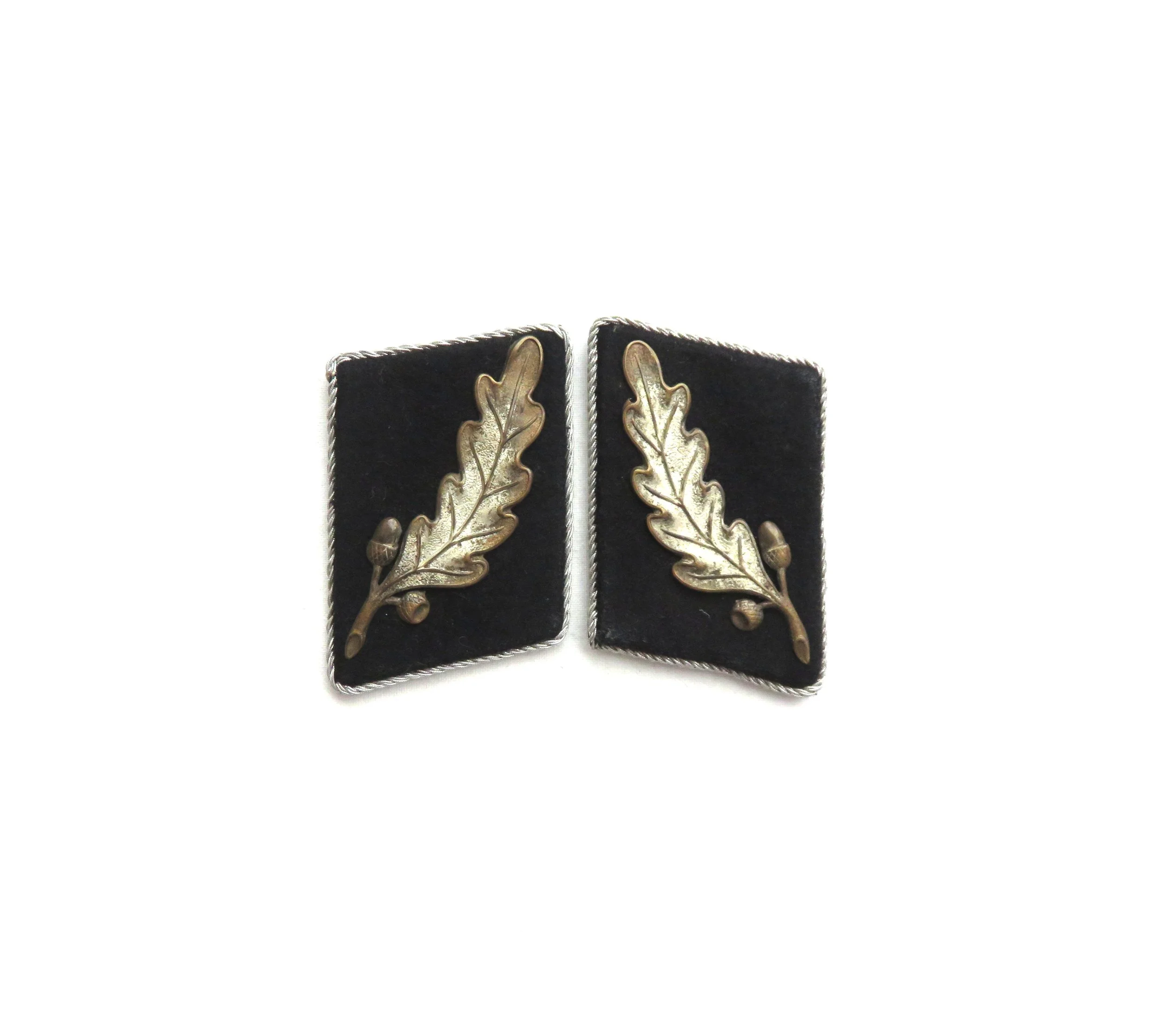 Germany.  SA-Standartenführer Collar Tabs