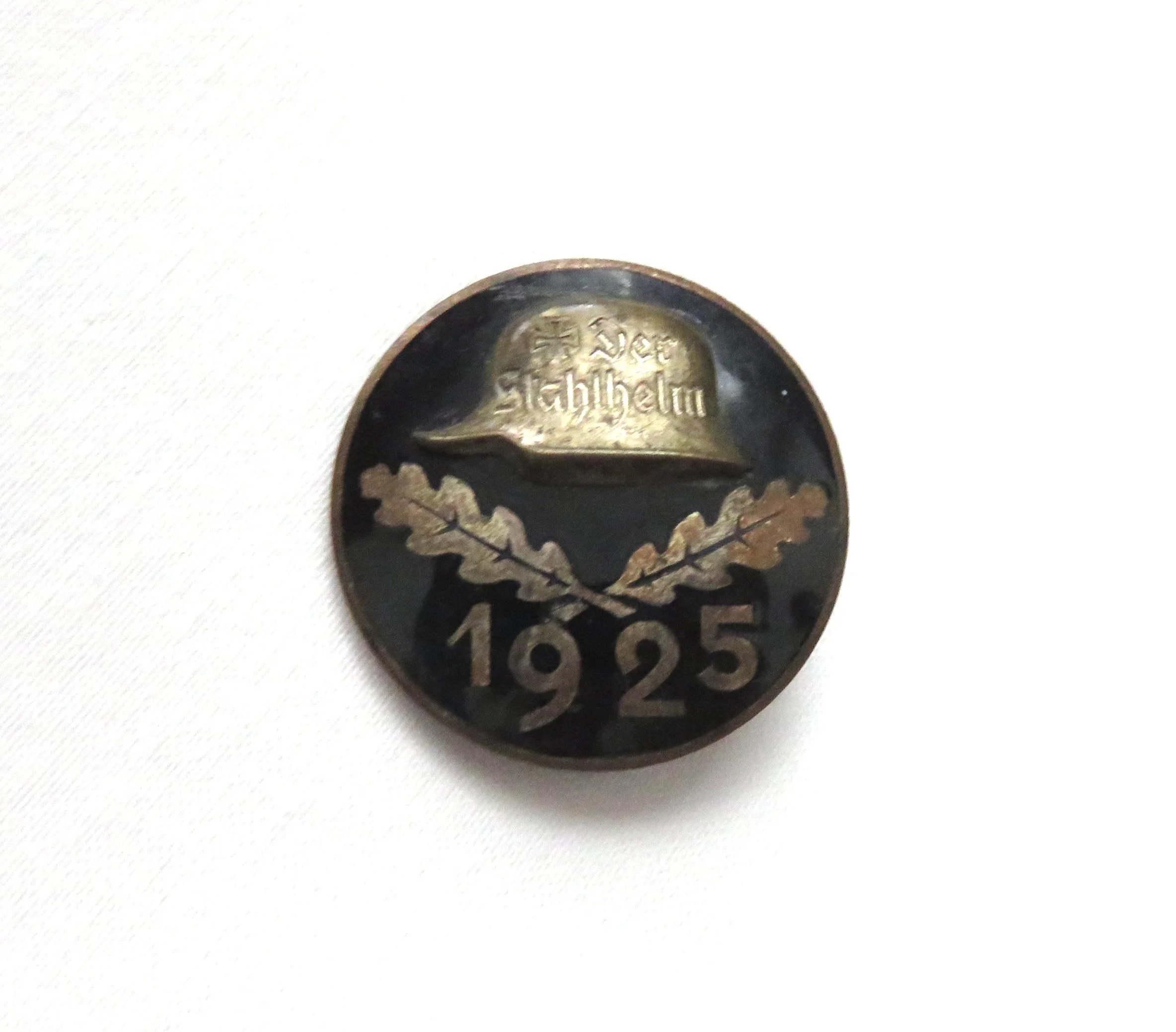 Germany.  Stahlhelm Membership Badge 1925