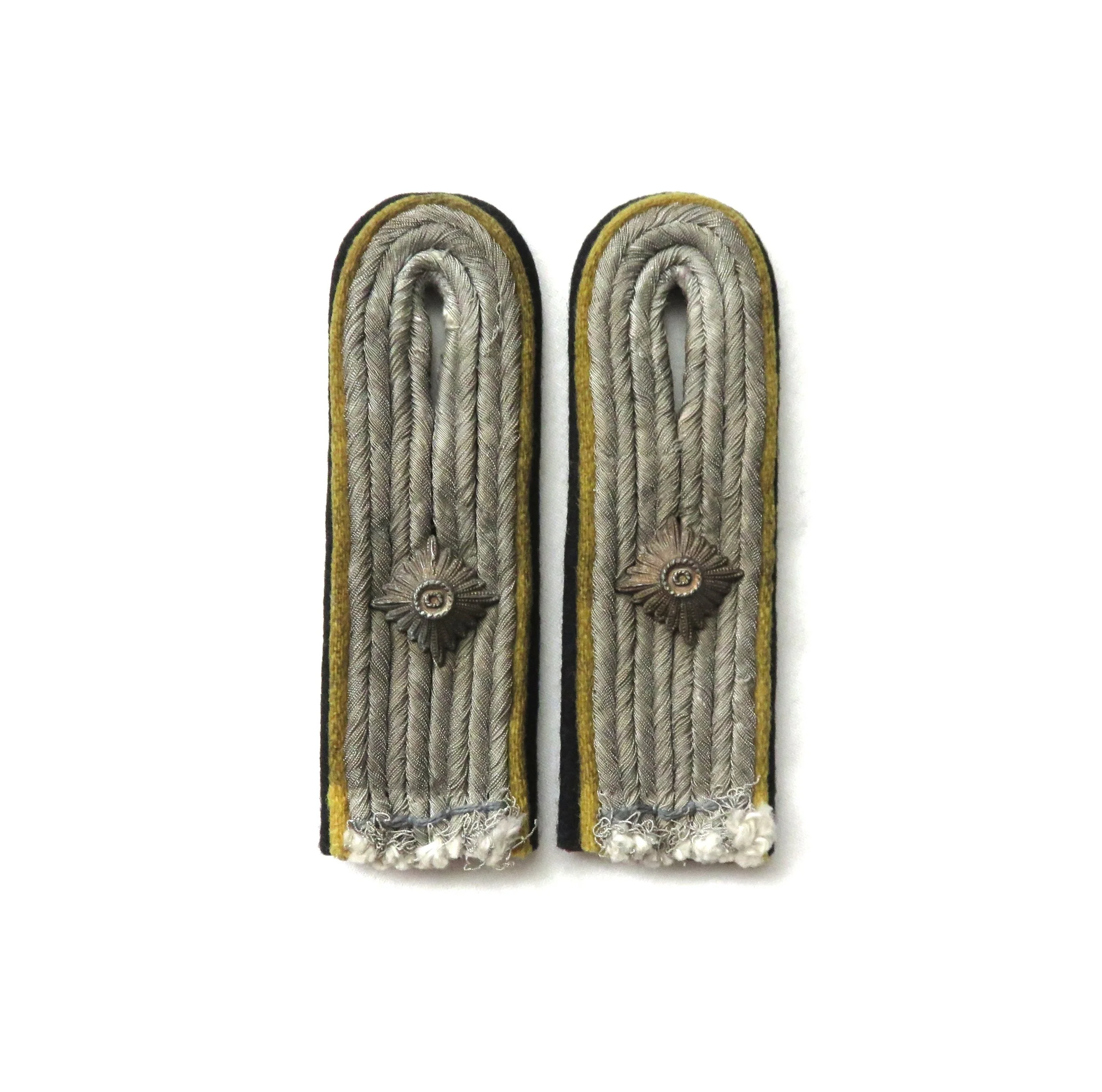 Germany.  SS Obersturmfuhrer Shoulder Straps (Signals)