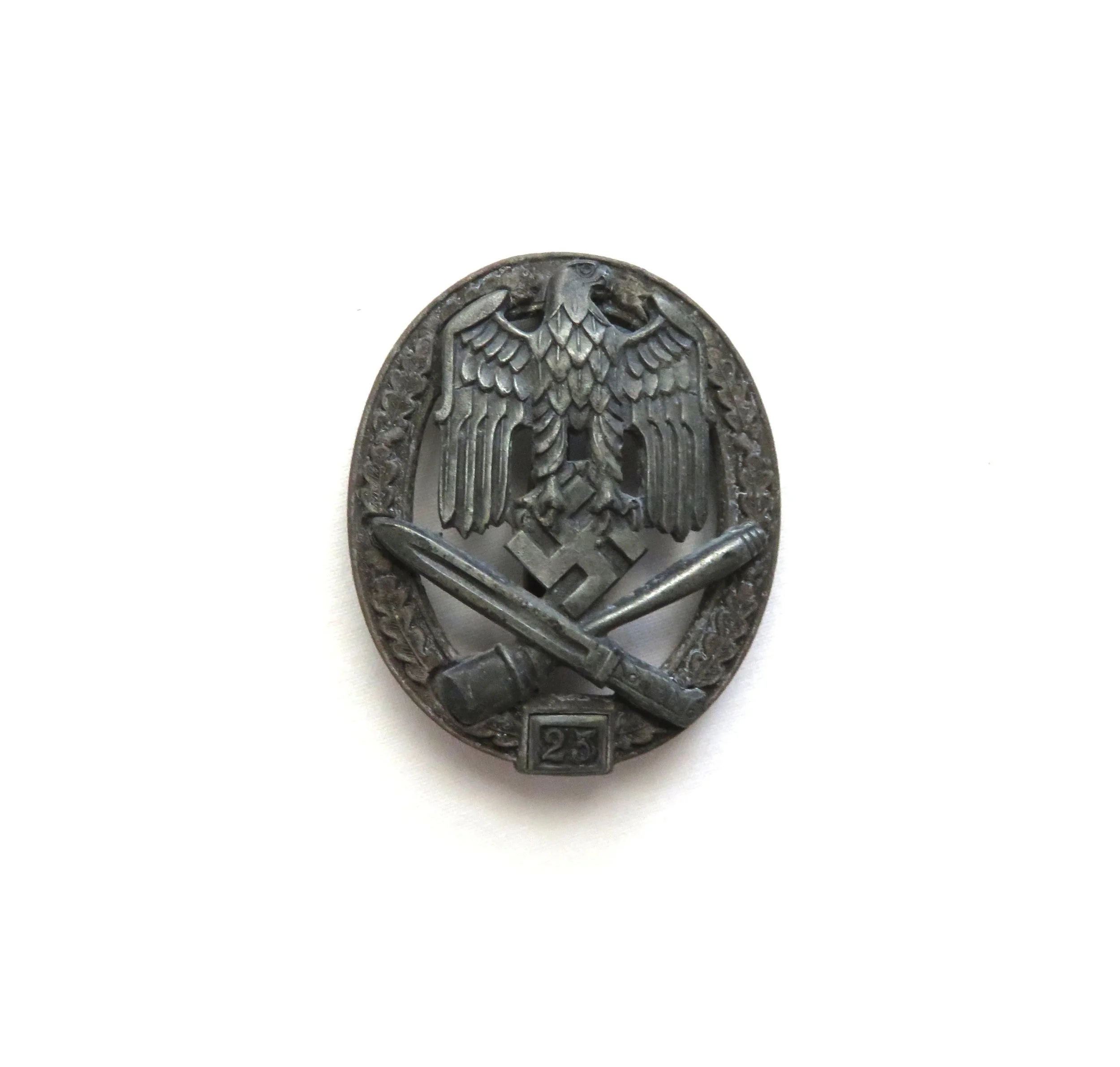 Germany.   Wehrmacht General Assault - 25 Badge by "RK"