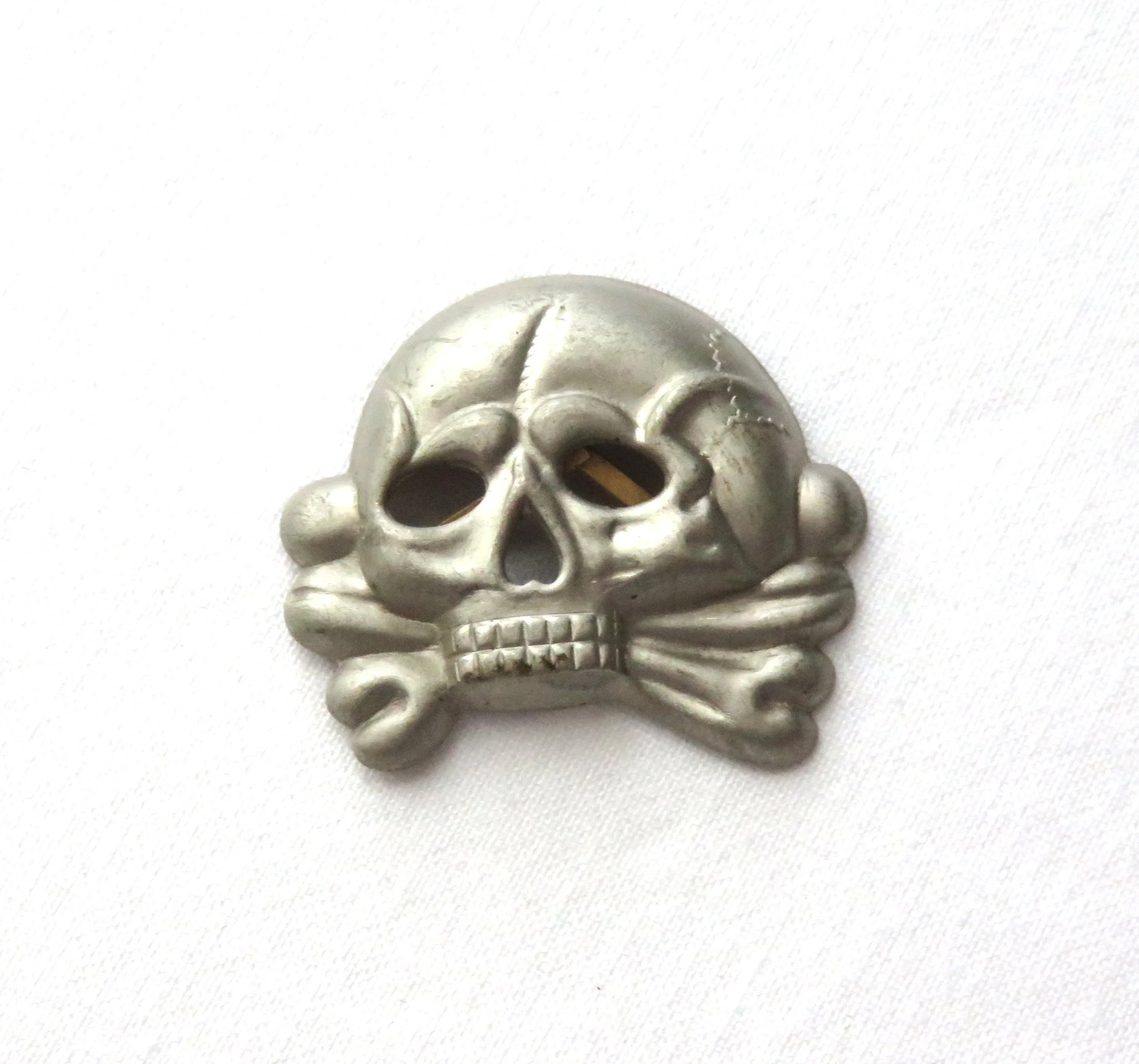 Germany.  SS 1st Pattern Totenkopf Skull Insignia