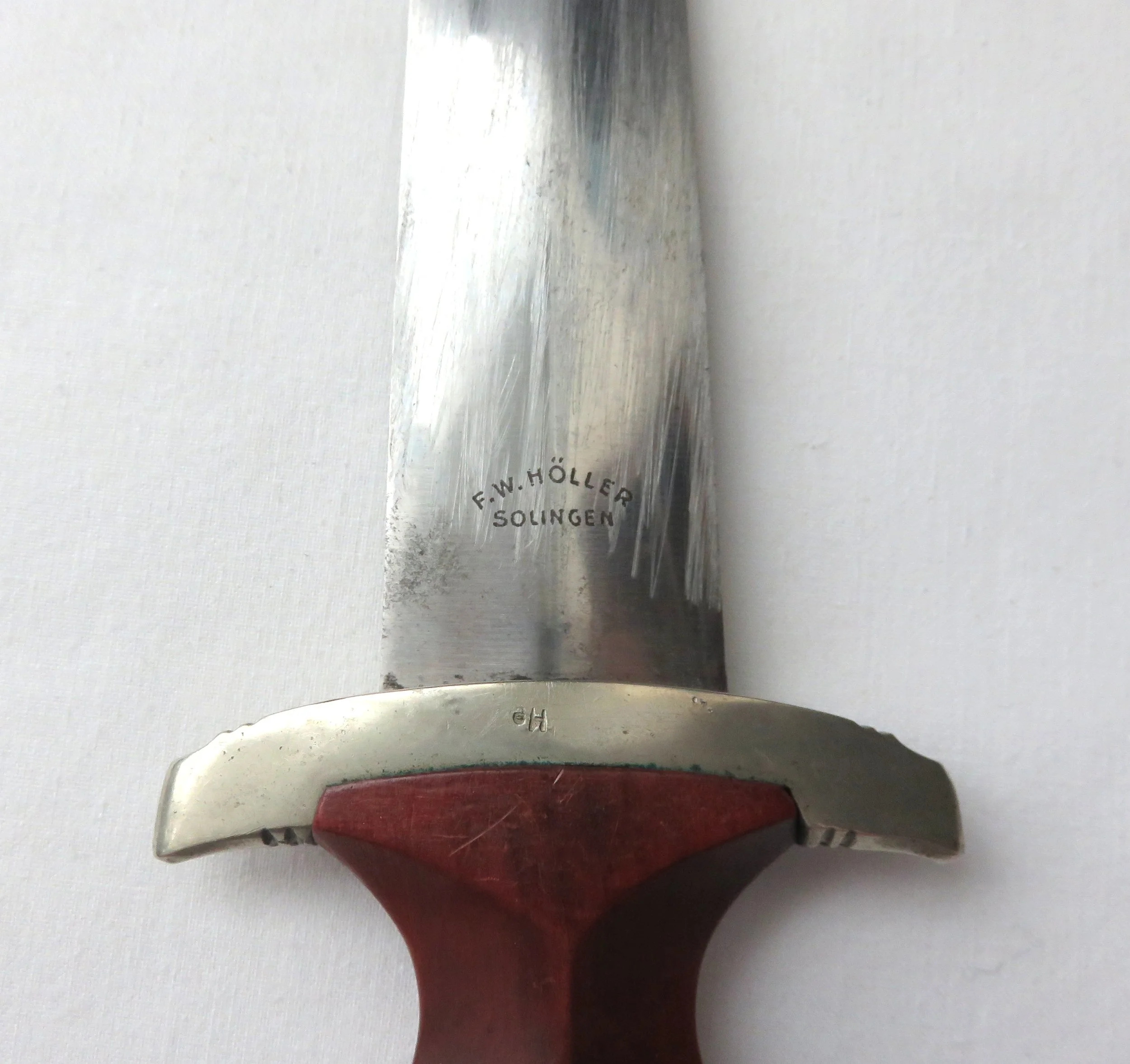 A12430-4.JPG