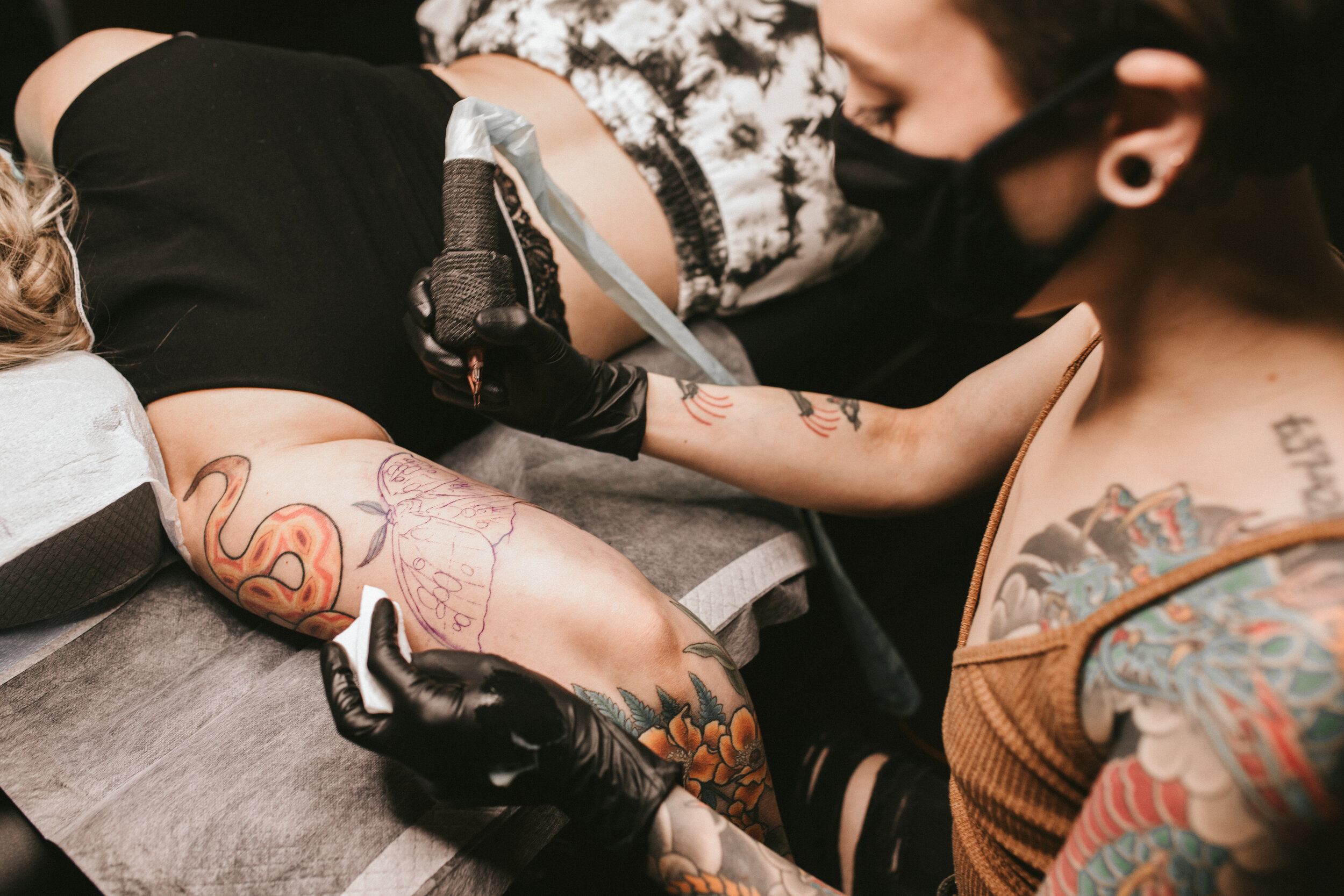 Can you take benadryl before a tattoo