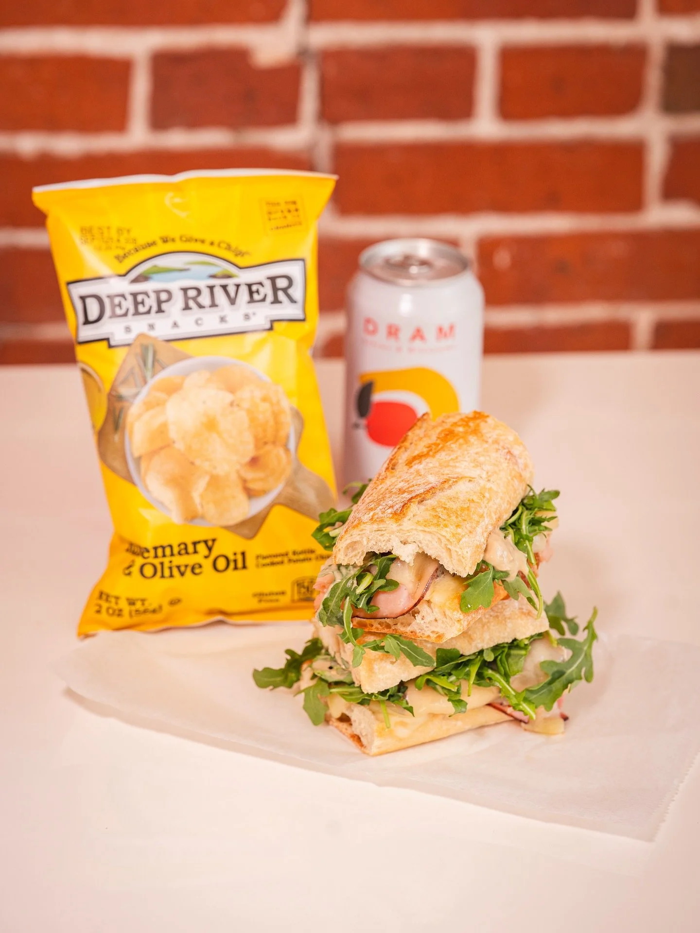 Looking for quality meals and everyday provisions? We&rsquo;ve got you covered. Come see us this week during our regular market hours 🥖🧀

#mainstreetmarkets #mainefood #rocklandmaine #mainecafe #mainecatering #maineprovisions