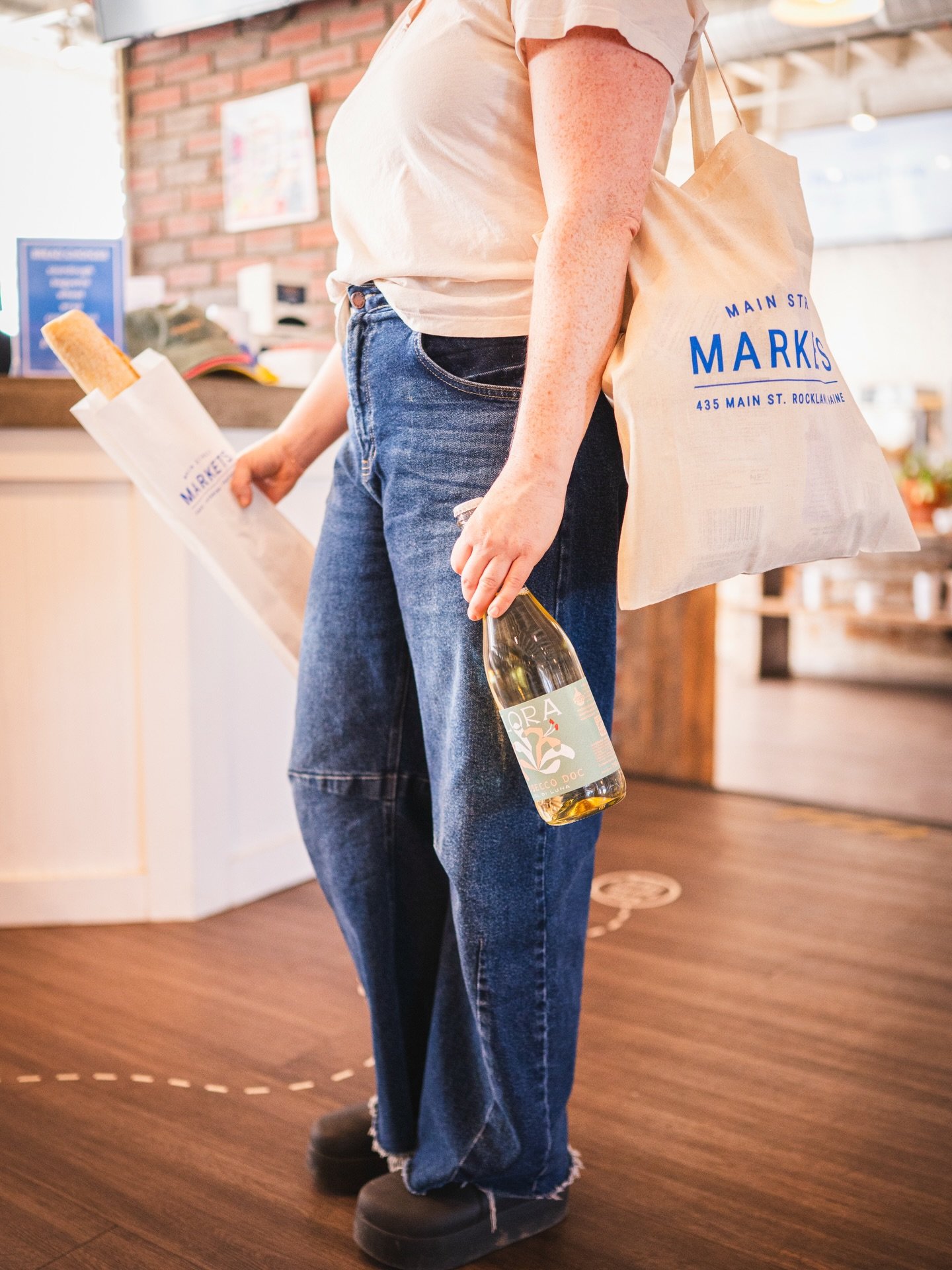 The weekend is calling ☕️✨

Come wander the market, grab a coffee, and stock up on your favorites at MSM!

#mainstreetmarkets #mainefood #rocklandmaine #mainecafe #maineprovisions