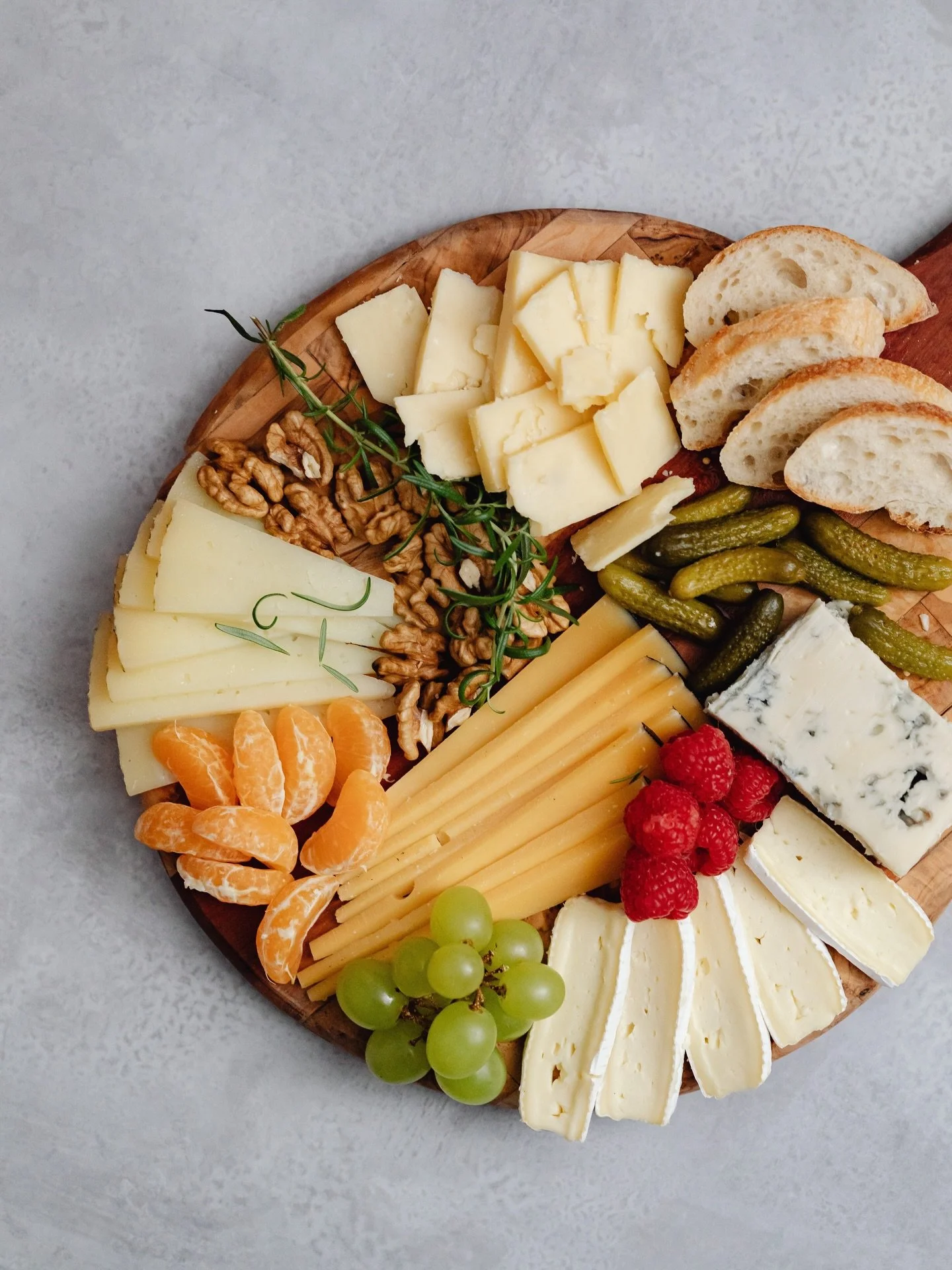 Weekend plans start here ✨

Find yourself needing to feed a crowd this weekend? Let us handle the food. MSM Catering is perfect for gatherings big or small. Regardless, swing by the Market for all your favorites &mdash; fresh bites, sweet treats, and