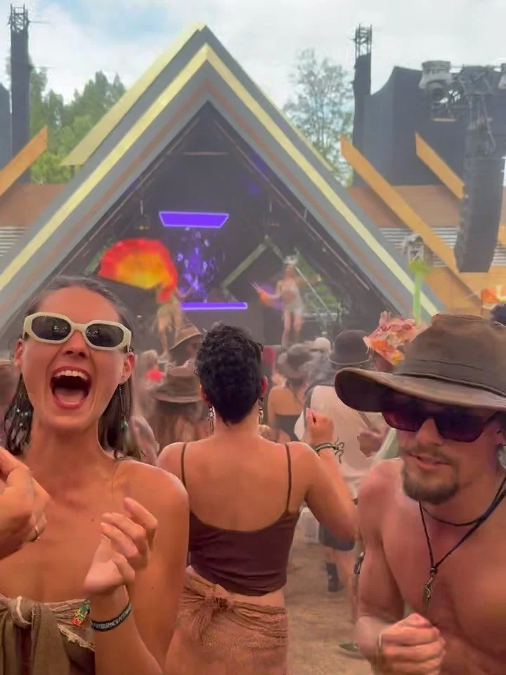 some of the highs captured at @earth_frequency a few weeks ago

the absolute highlight being the cricket game of all cricket games, that we continued in the massive thunder storm, til the rainbow came out 🏏

yet as doofs do best, they amplify, and i