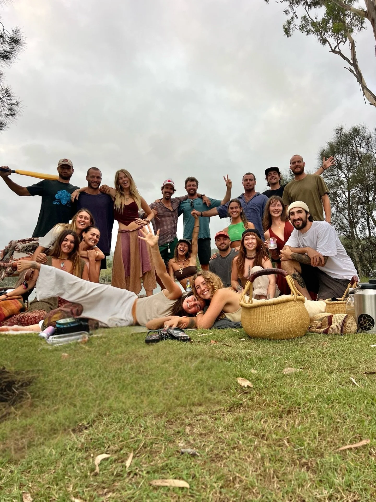 a very special friendsmas with the crew in Brunswick Heads, then off on an 18 hour roadtrip heading south, taking our sweeeeet time exploring before we get to Melbourne for Christmas 🍓