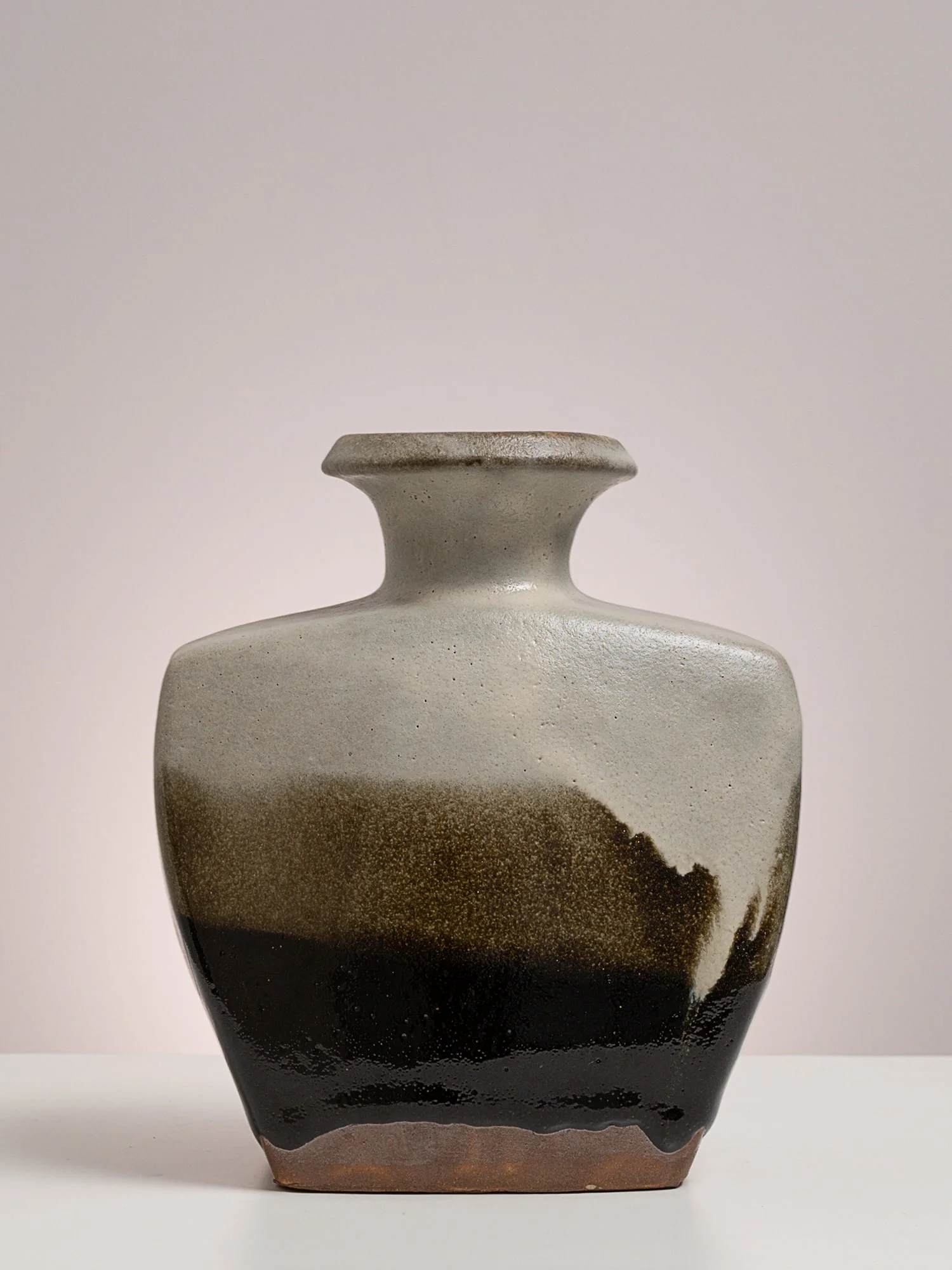 Shibui_modern_0005_Hamada Shoji 4.jpg