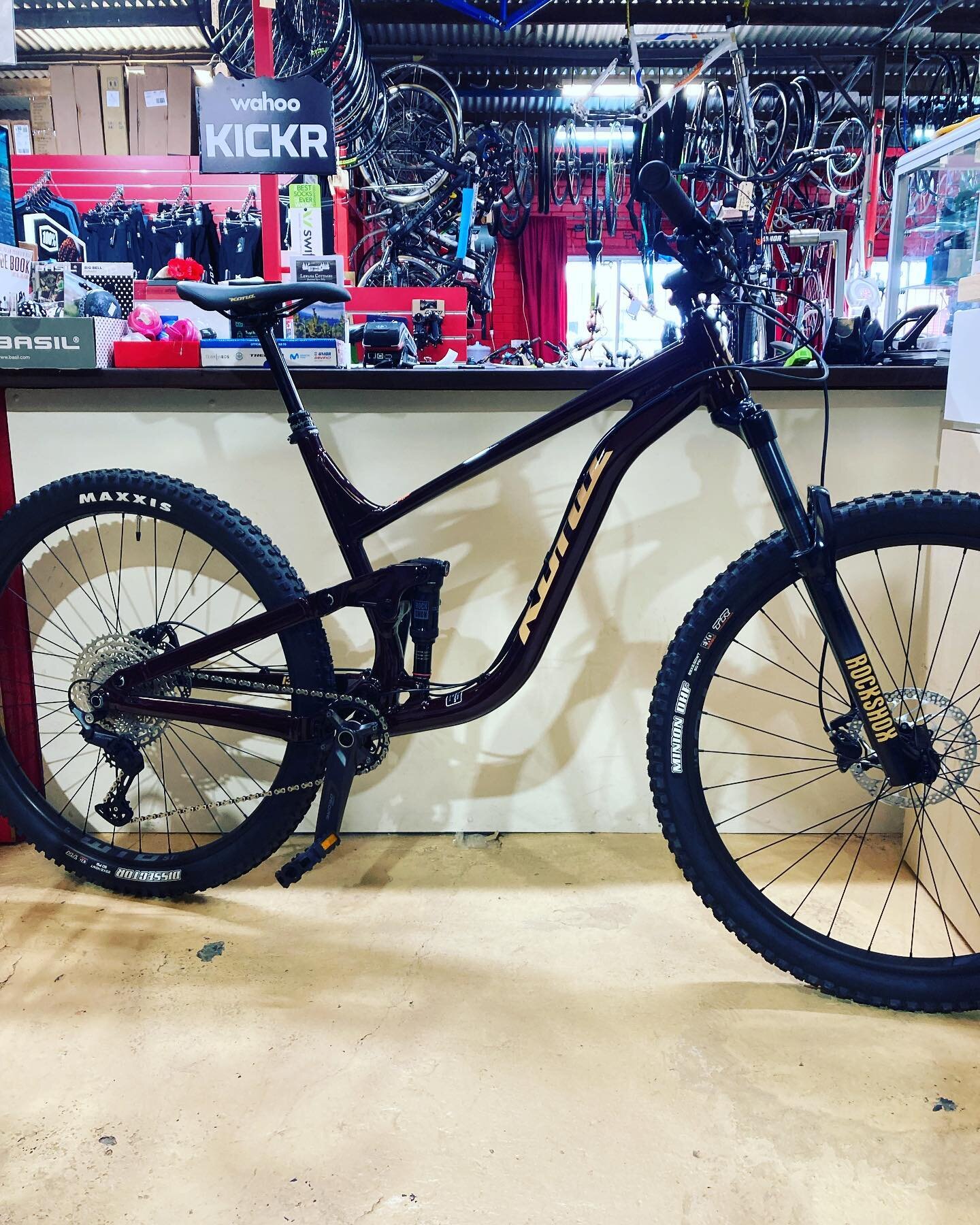 Mtb alert! 🚨 
Kona Process 134. 
1 x large 1 x XL
$3800. 
#kona #konabikes #konamtb #konaprocess134 
.
.
.
.
.
.
#wefixbikes
#webuildbikes
#webuildwheels
#weknowbikes
#bunburysmostexperiencedbikeshop
#bunburycycles
#bunbury
#bikesaredardycinq