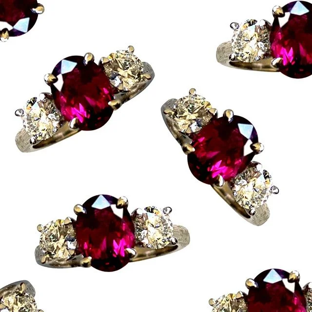 As custom jewellery designers and makers, we often get asked to tweak elements of designs our customers have seen and love to create their ring of dreams. ❤️
Featured&nbsp;💍: 2.05 ct Unheated Siam Ruby and diamond 3 stone