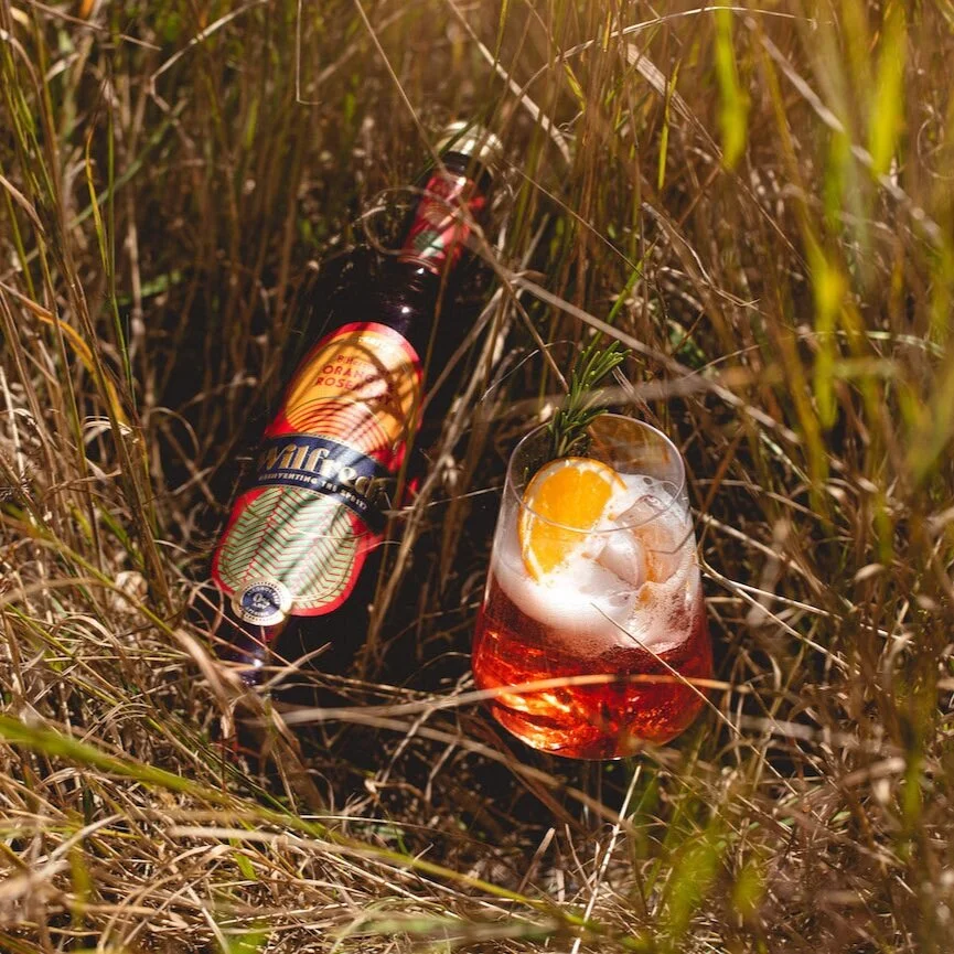 Wilfreds-alcohol-free-spritz-nature-grass.jpg