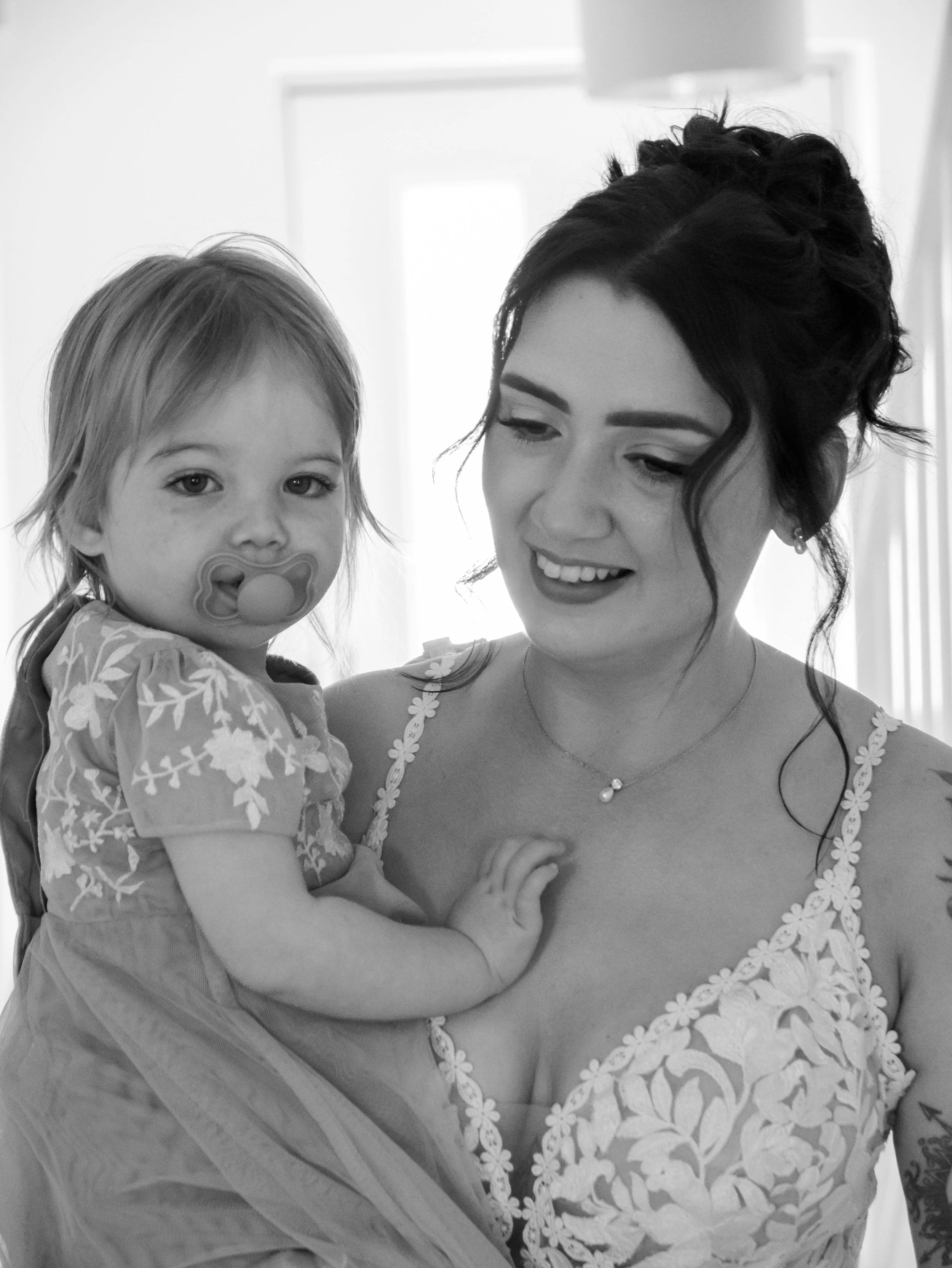 Abbie & Lewis Wedding Exports - Website-27.jpg