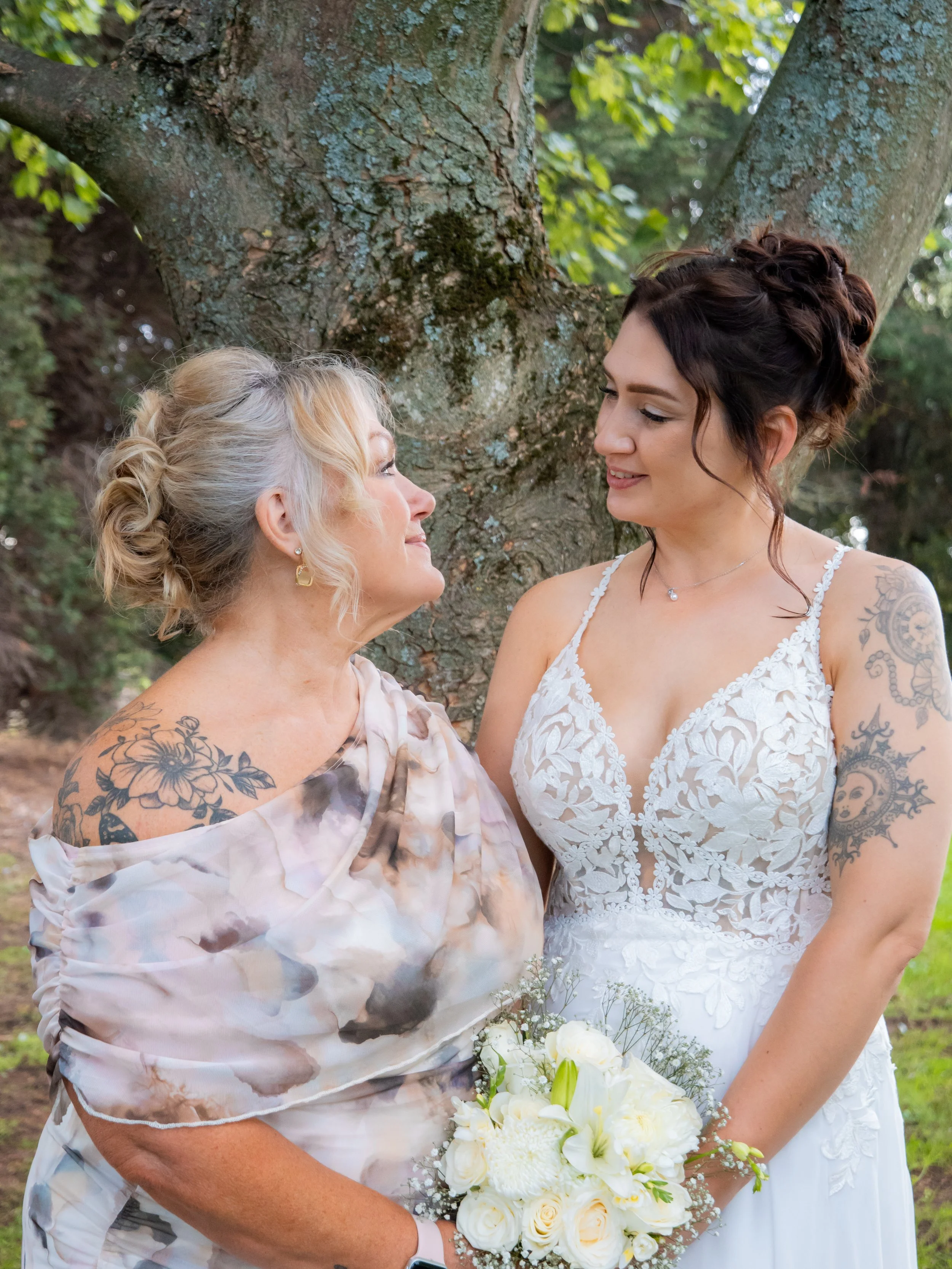 Abbie & Lewis Wedding Exports - Website-119.jpg