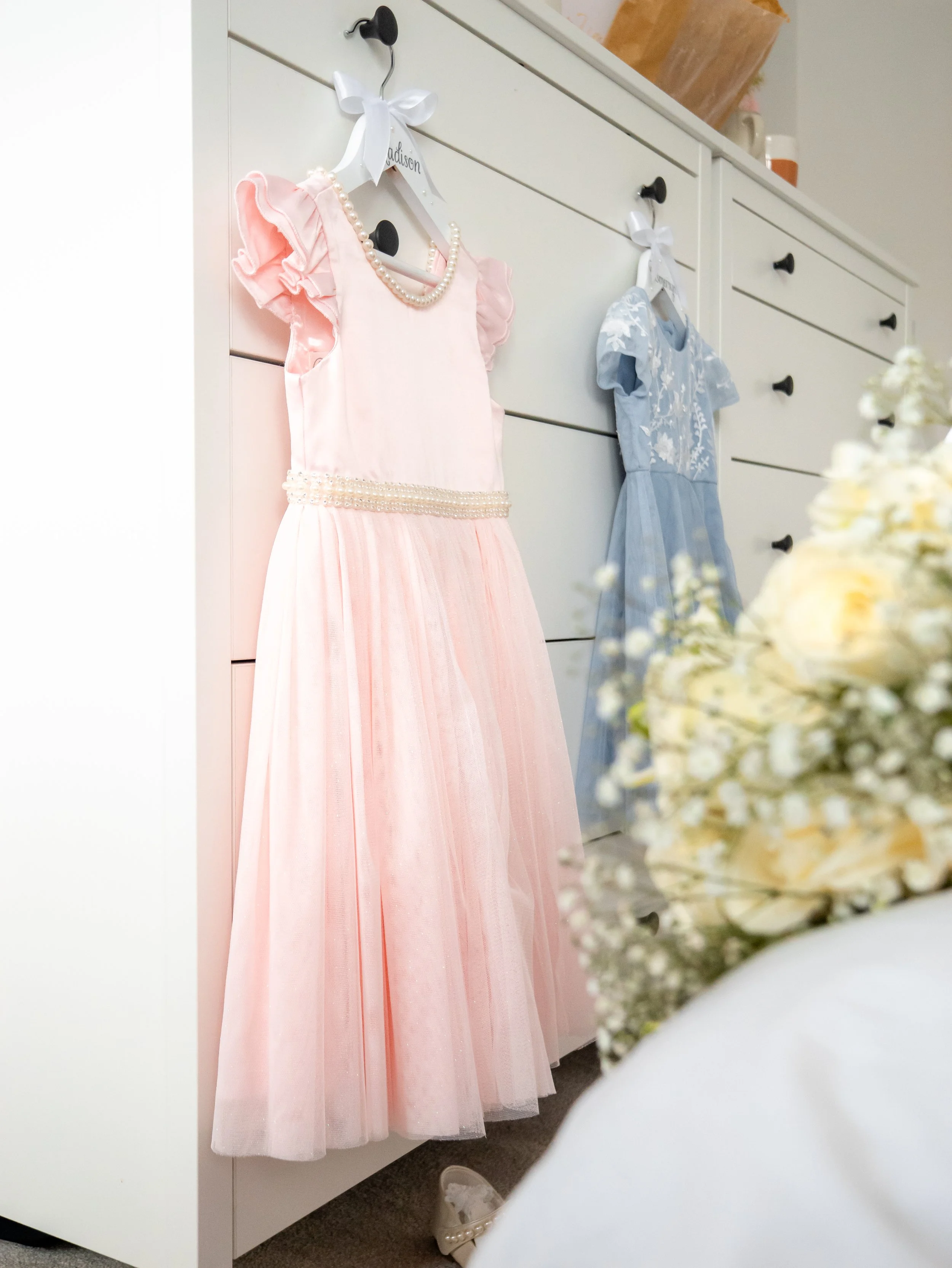 Abbie & Lewis Wedding Exports - Website-15.jpg
