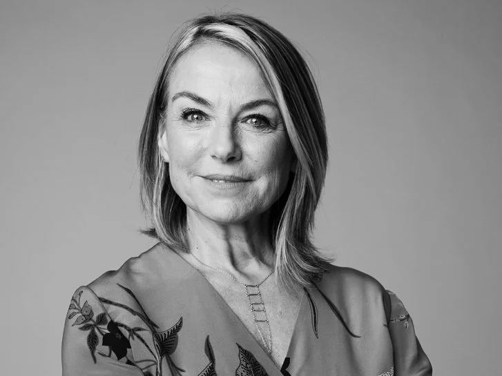1906 - Esther Perel (2).jpg