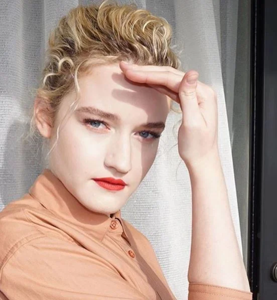 julia-garner.JPG