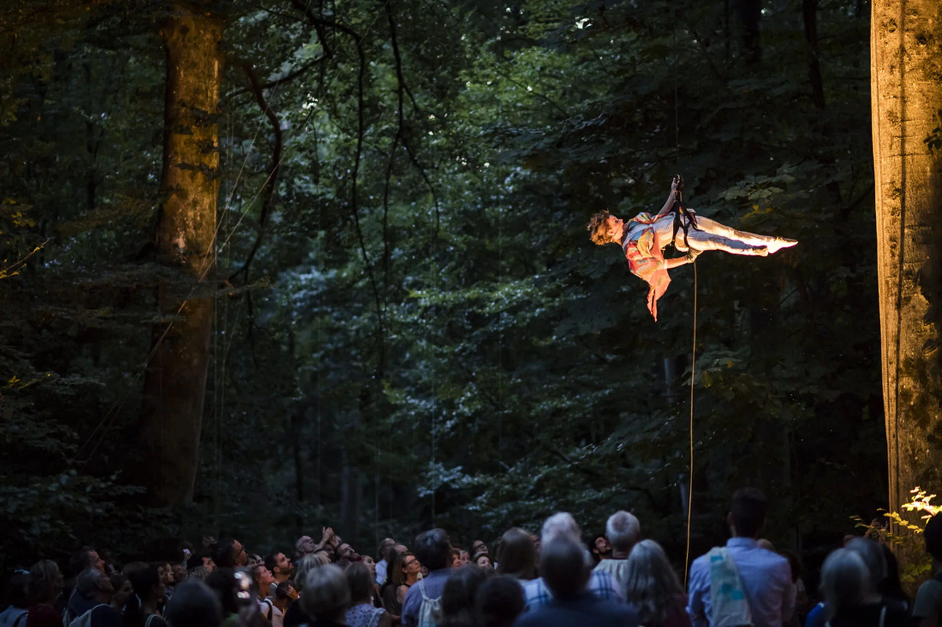 209_oeff-oeff_2018_zwischen-baeumen_davidschweizer.jpg