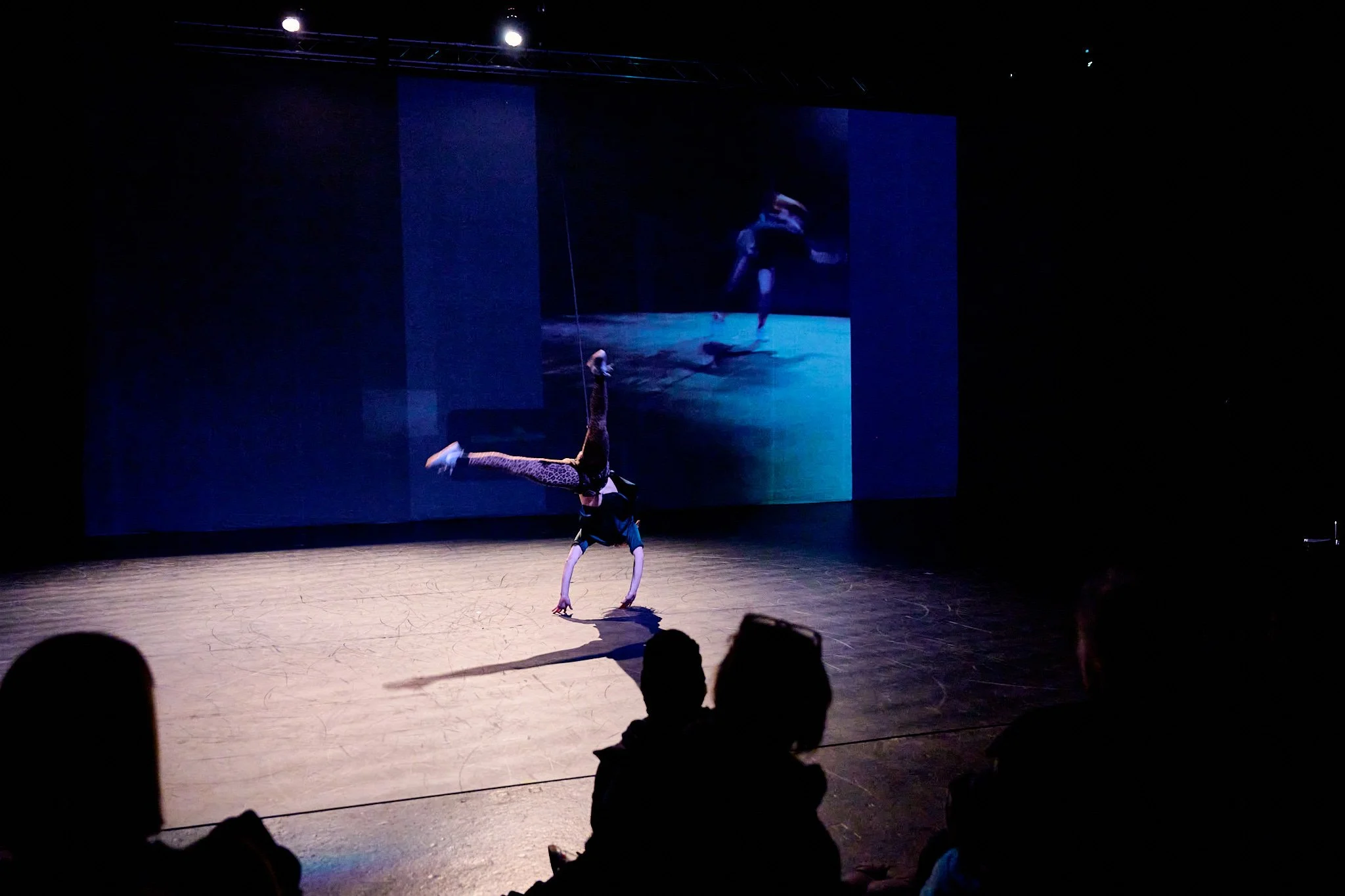 2022-03-31-Separate-Reality-Premiere-Oeff-Oeff-Bern-andremaurer-ch-0148.jpg