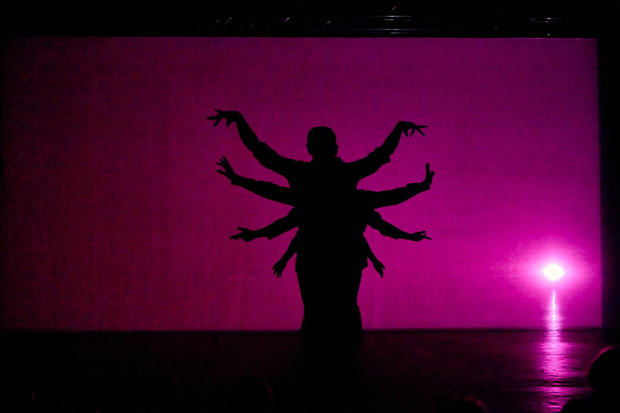 2022-03-31-Separate-Reality-Premiere-Oeff-Oeff-Bern-andremaurer-ch-0267.jpg