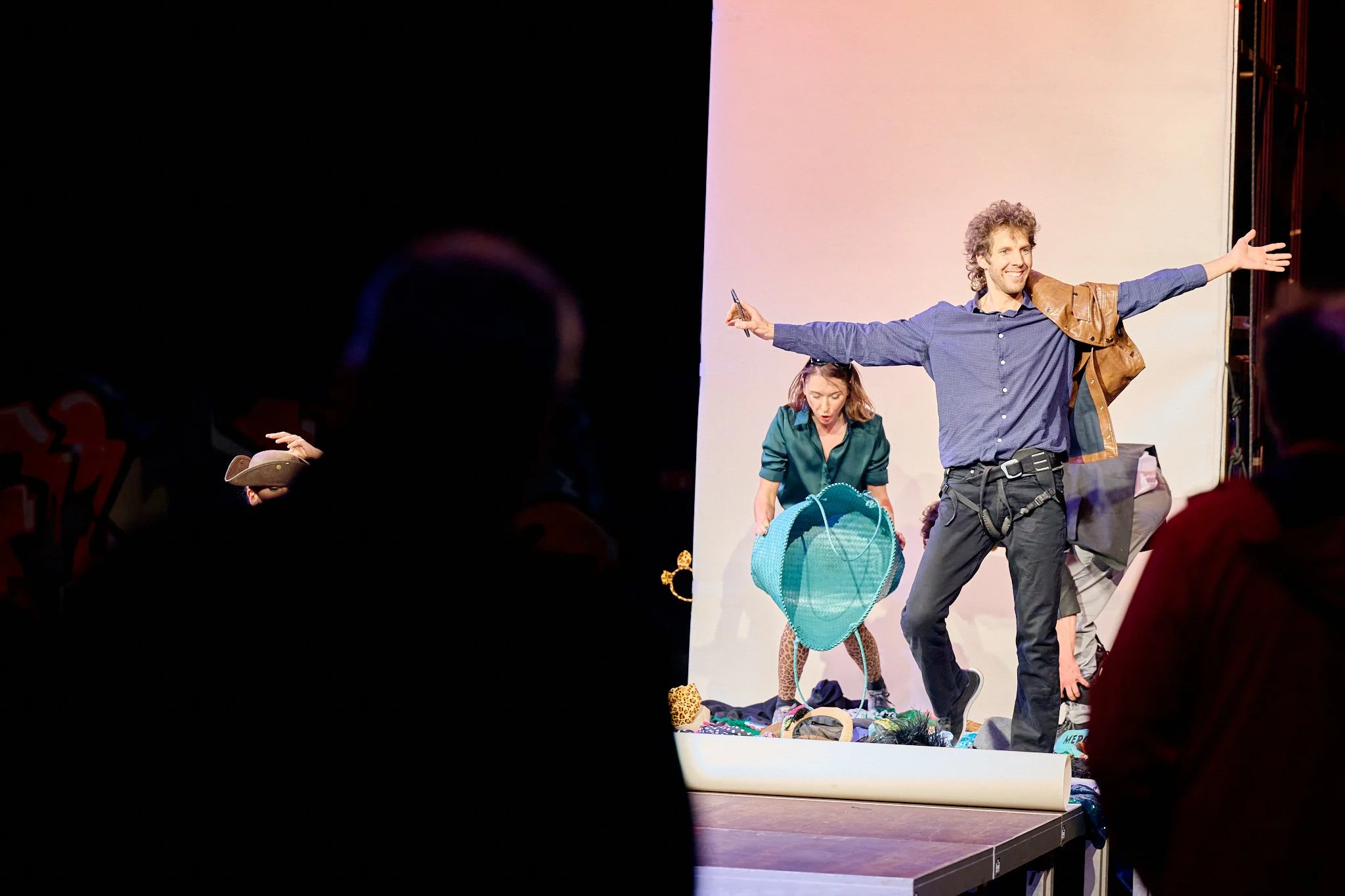 2022-03-31-Separate-Reality-Premiere-Oeff-Oeff-Bern-andremaurer-ch-0460.jpg