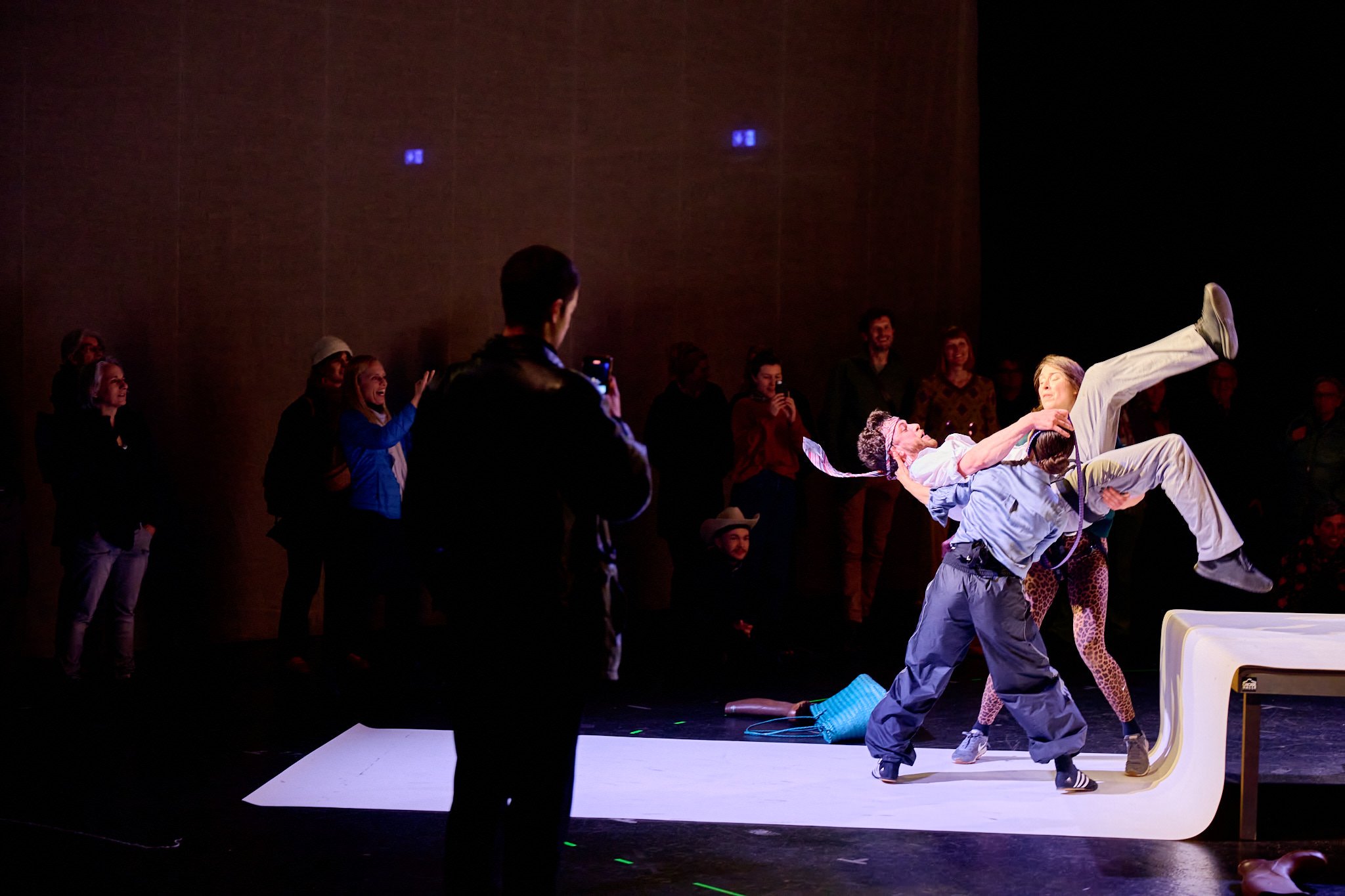 2022-03-31-Separate-Reality-Premiere-Oeff-Oeff-Bern-andremaurer-ch-0493.jpg