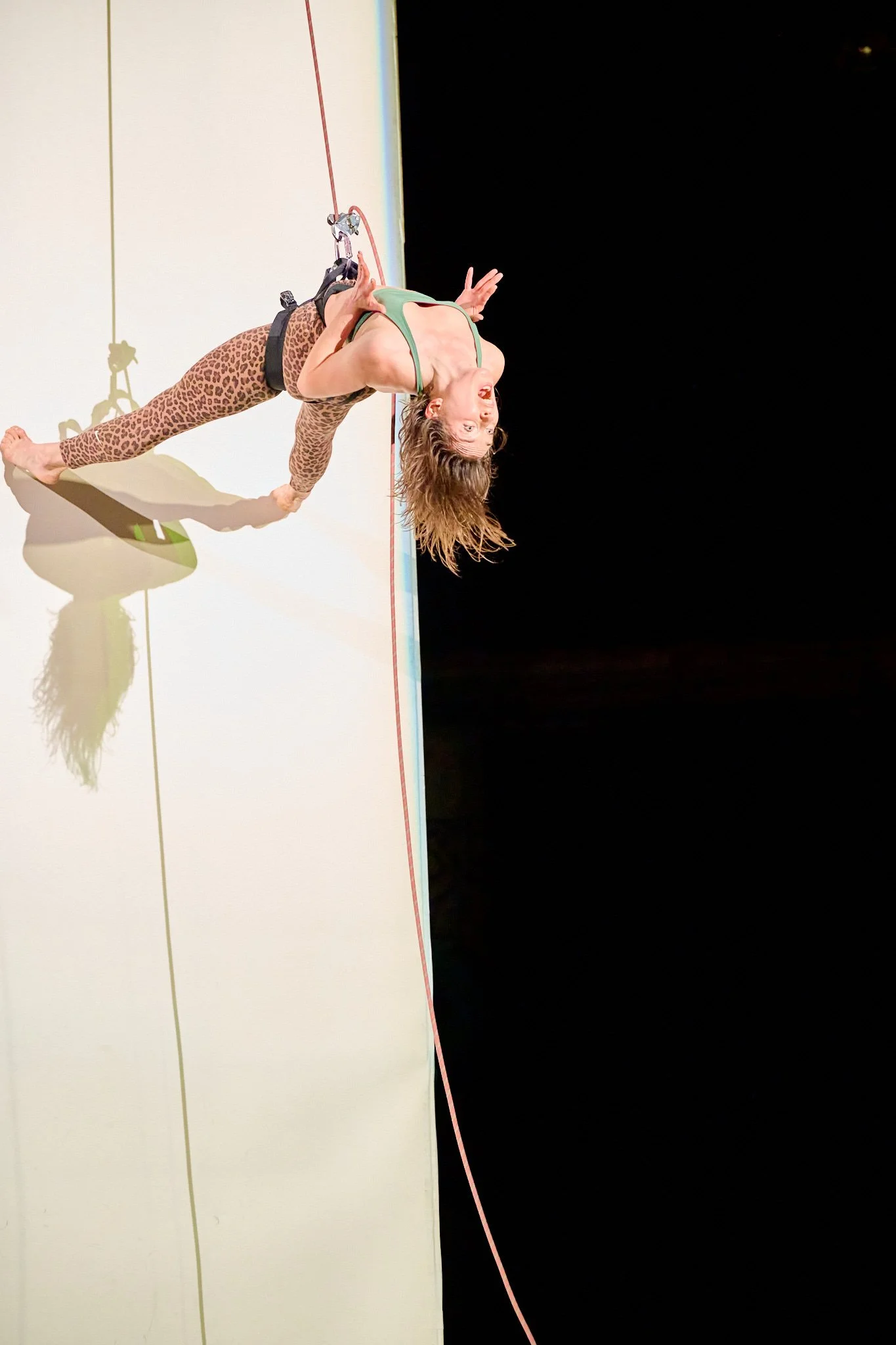 2022-03-31-Separate-Reality-Premiere-Oeff-Oeff-Bern-andremaurer-ch-0670.jpg