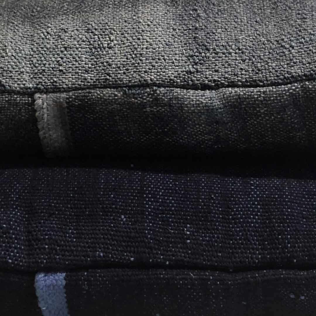 Cushions medium and dark wash - side view