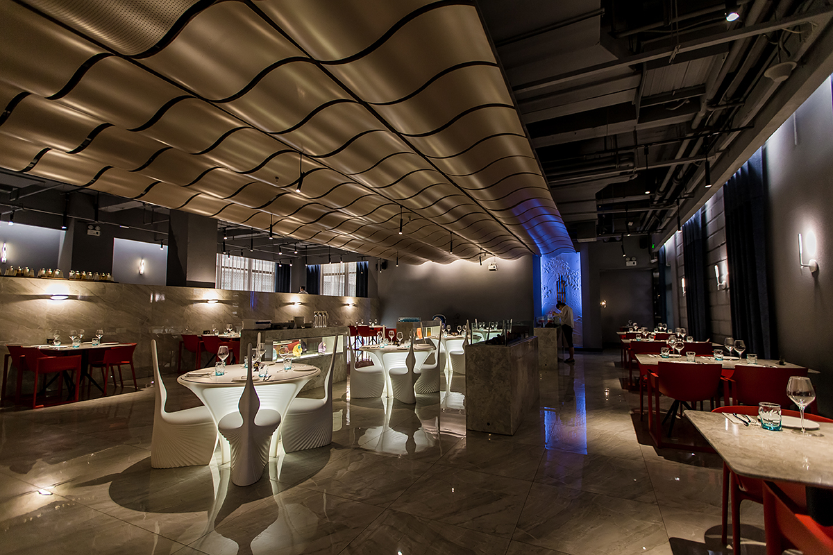 Shark Restaurant