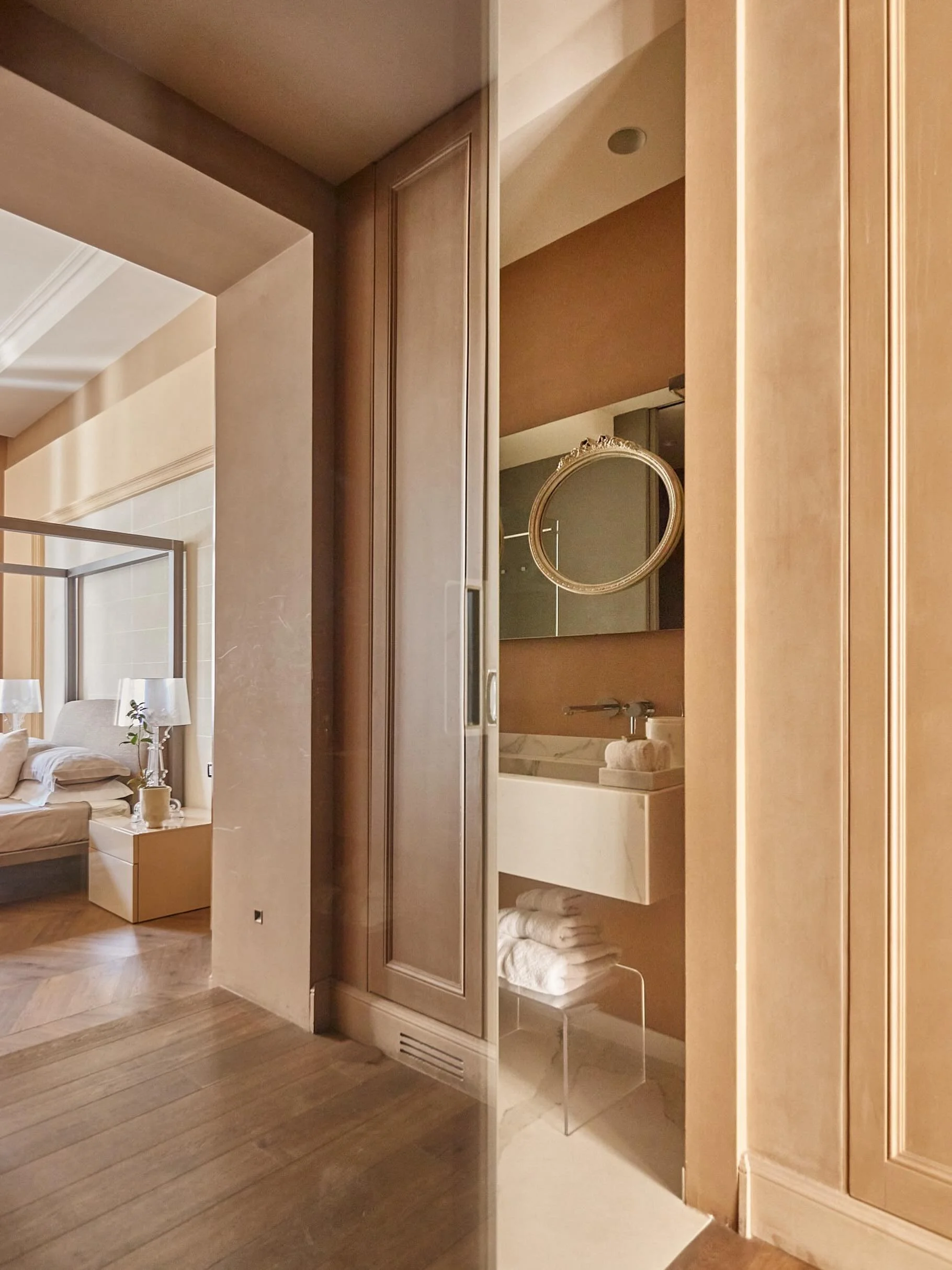 Warm tones. Clean lines. Pure serenity.

#visitrome #botiquehotel #luxuryinterior