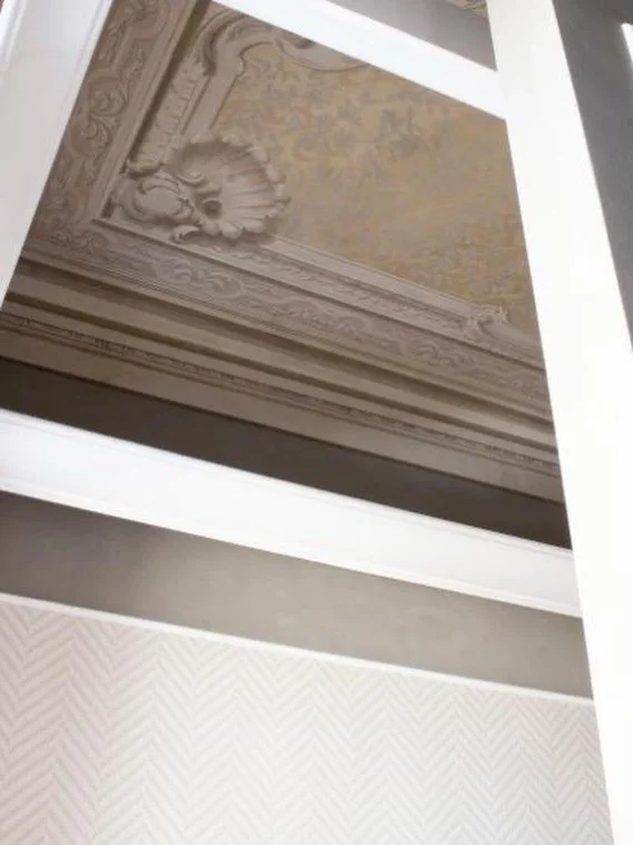 History above your head - literally. This original fresco is one of our favorite details at Le Quattro Dame.