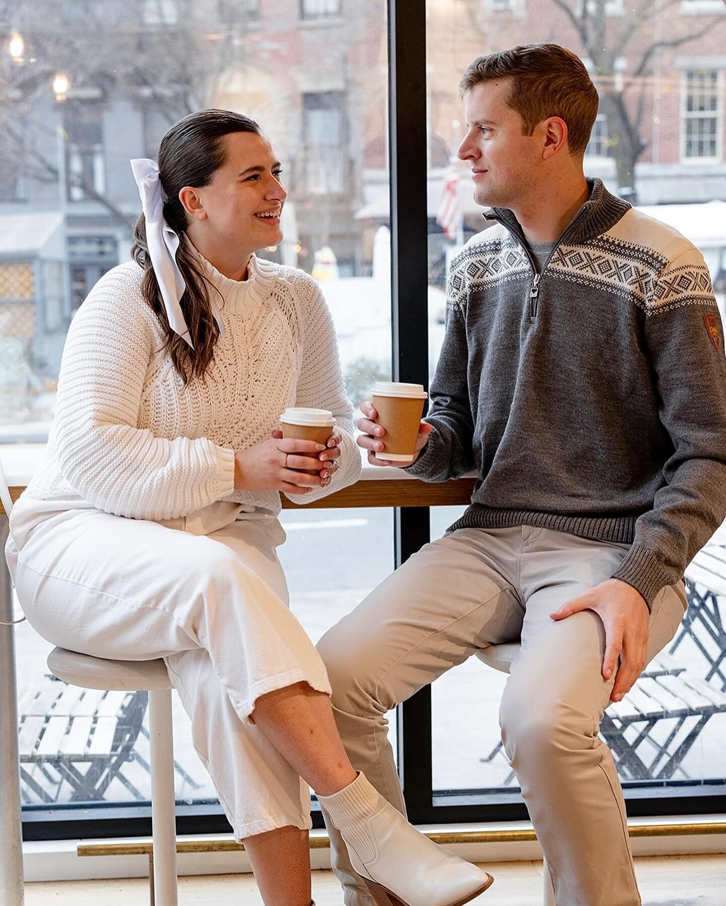 happy valentine&rsquo;s day 💞💌☕️ feeling grateful for all of the love in my life from family, friends and of course my favorite person to drink coffee with in the morning ✨

📸 @kateedwardsweddings 

#valentinesday #vday #engagementshoot #engagemen
