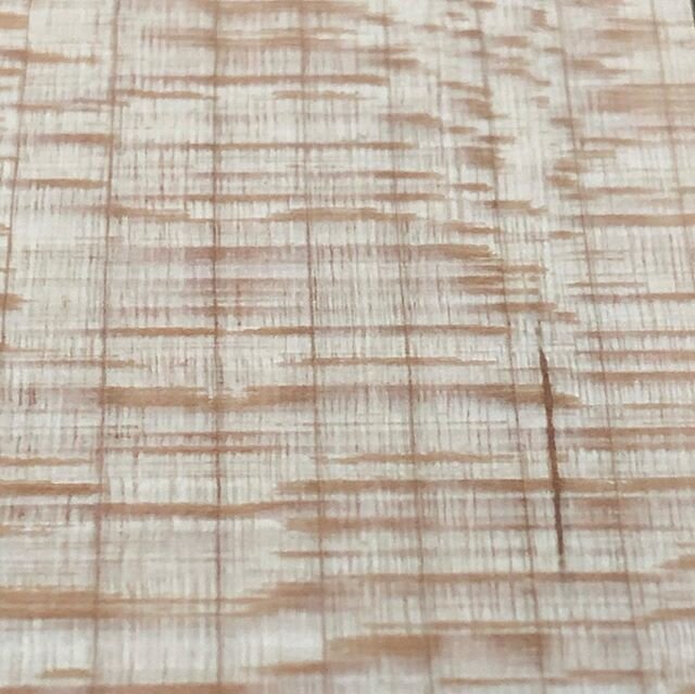 Quarter sawn edge of maple. So beautiful!