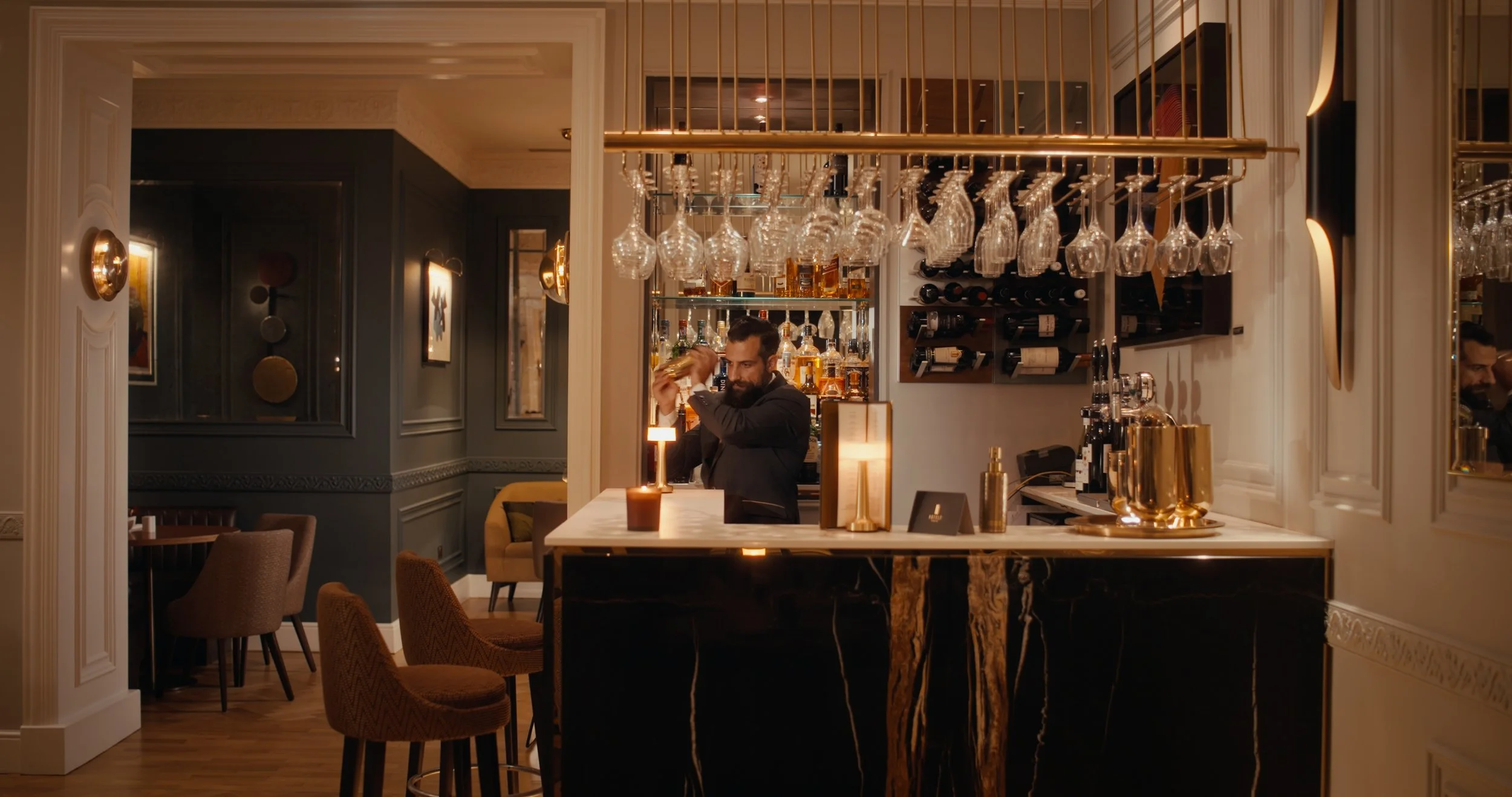 mark bennet hotel_1.14.2.jpg