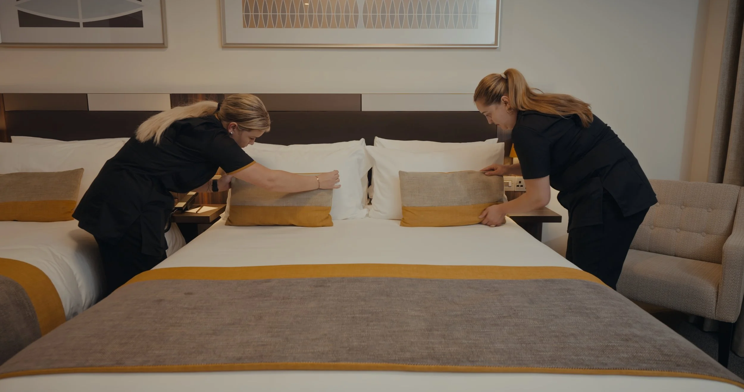 mark bennet hotel_1.2.1.jpg