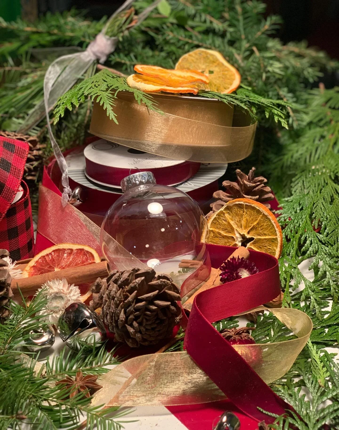Join us @hopkinsharvest for another fun workshop! Tomorrow, Sunday Nov 30th at 5pm we will be kicking off the holiday season by creating Christmas Tree Ornaments and a Door Swag for your home. 
This fun event includes a glass of wine and charcuterie.