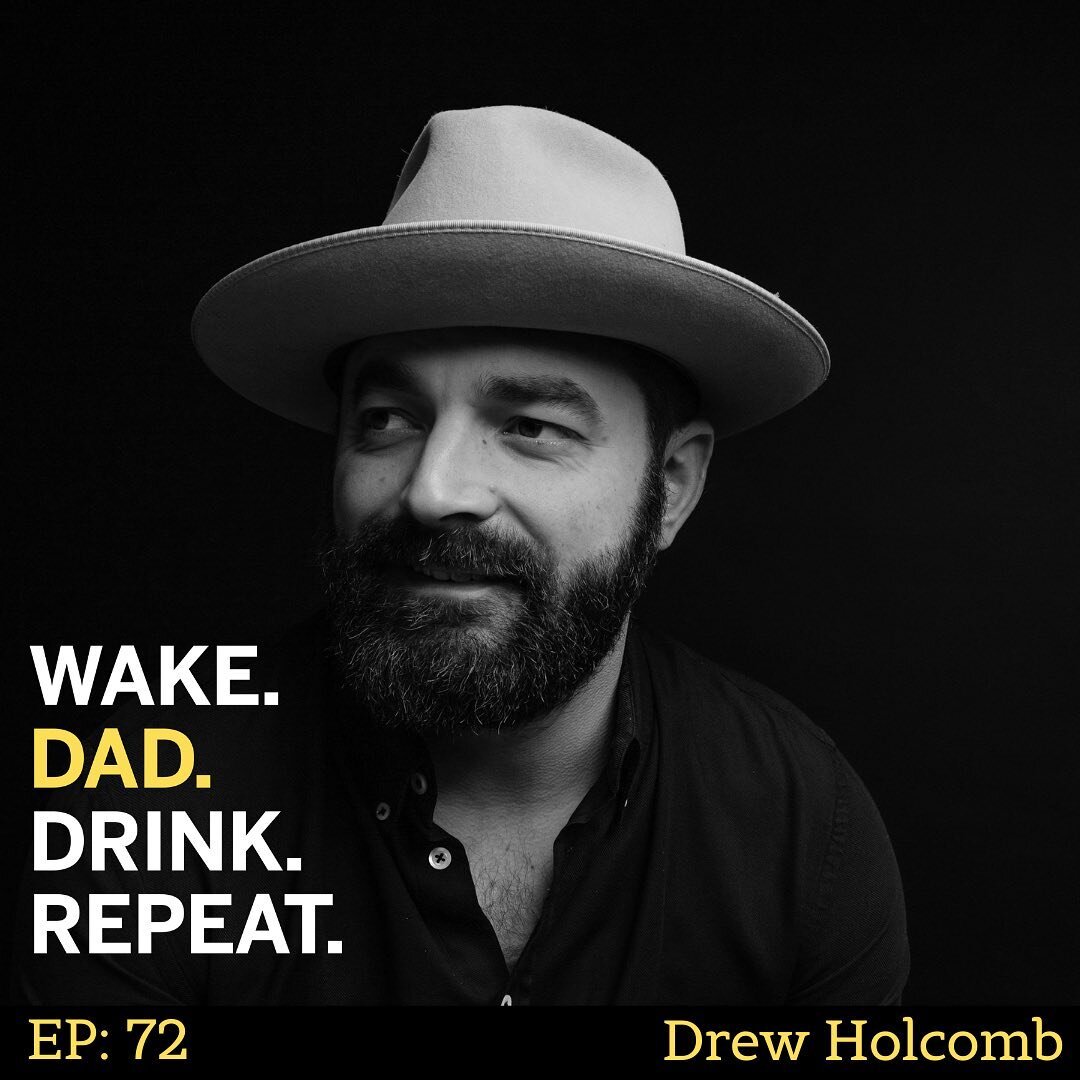 New episode this week with dad to three, husband and singer songwriter, Drew Holcomb! 

Drew is a true Today&rsquo;s Dad and we really enjoyed our conversation with him about he and his wife (@ellieholcomb) raising kids while both being musicians, th