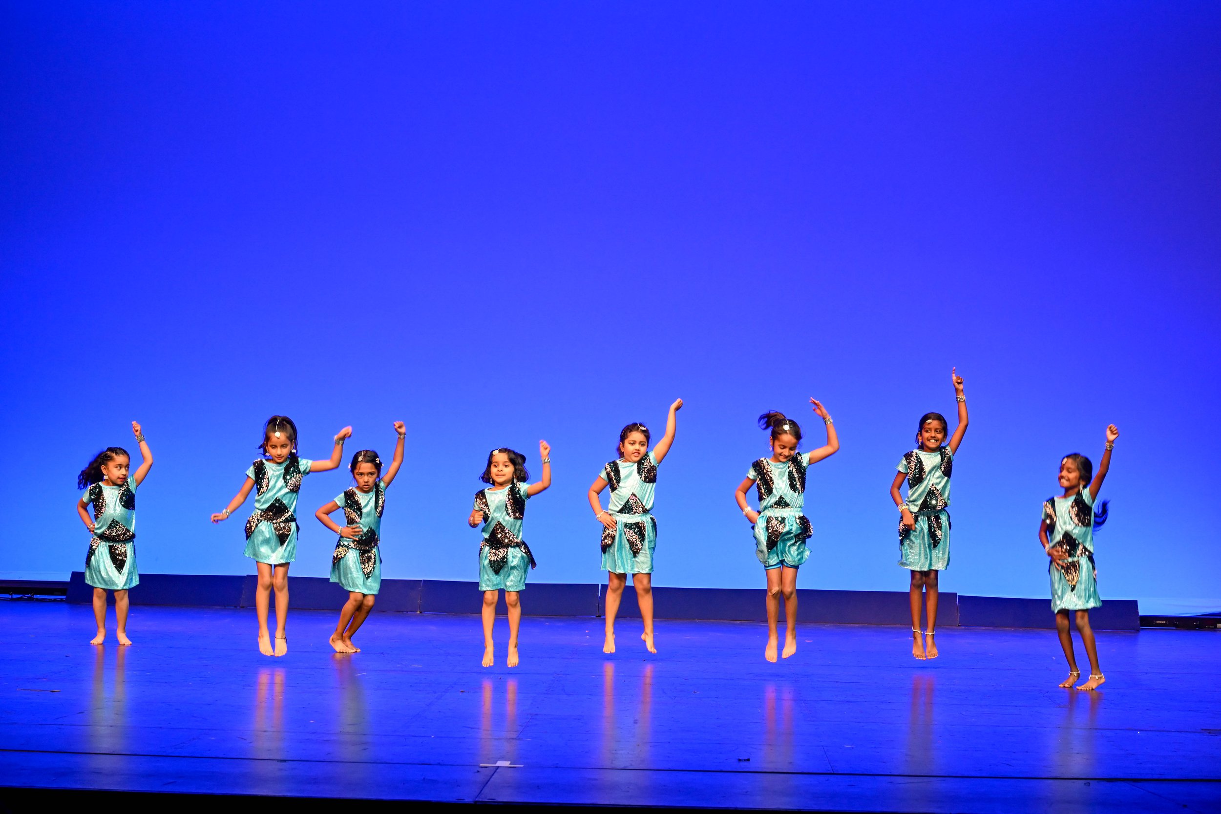 NEW!!! Thursday Little Starrz Sunnyvale